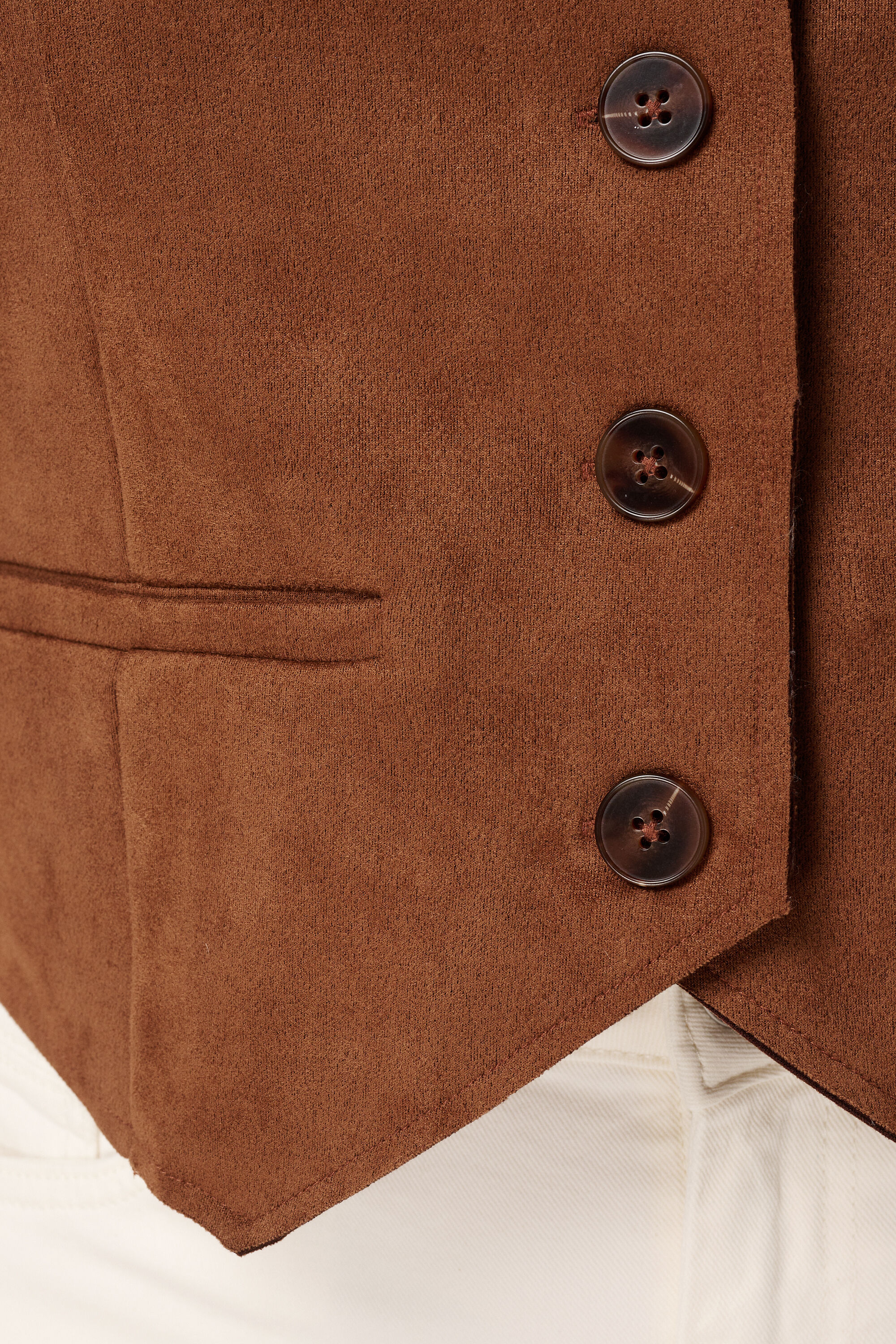 Weste in Wildlederoptik mit Knopfverschluss image number 6