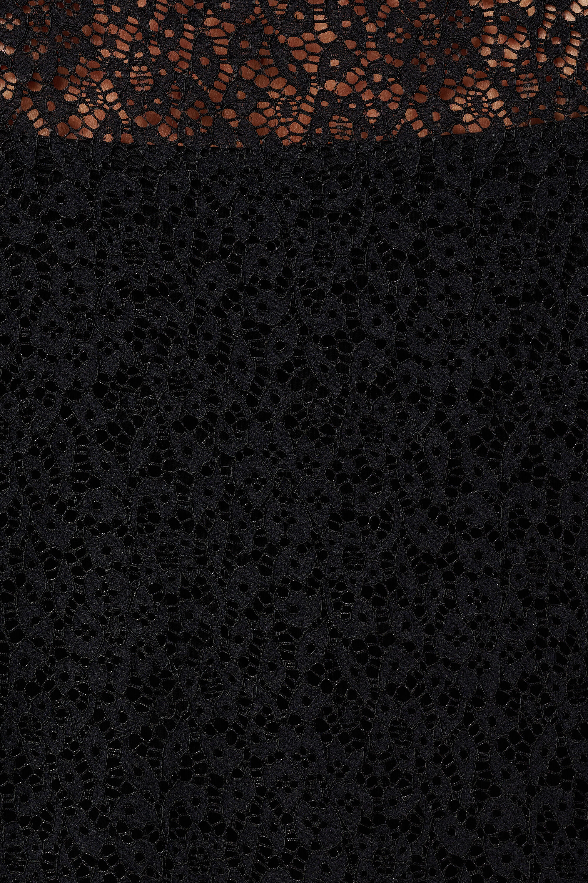 Spitzenoberteil mit Trompeten&auml;rmeln image number 6