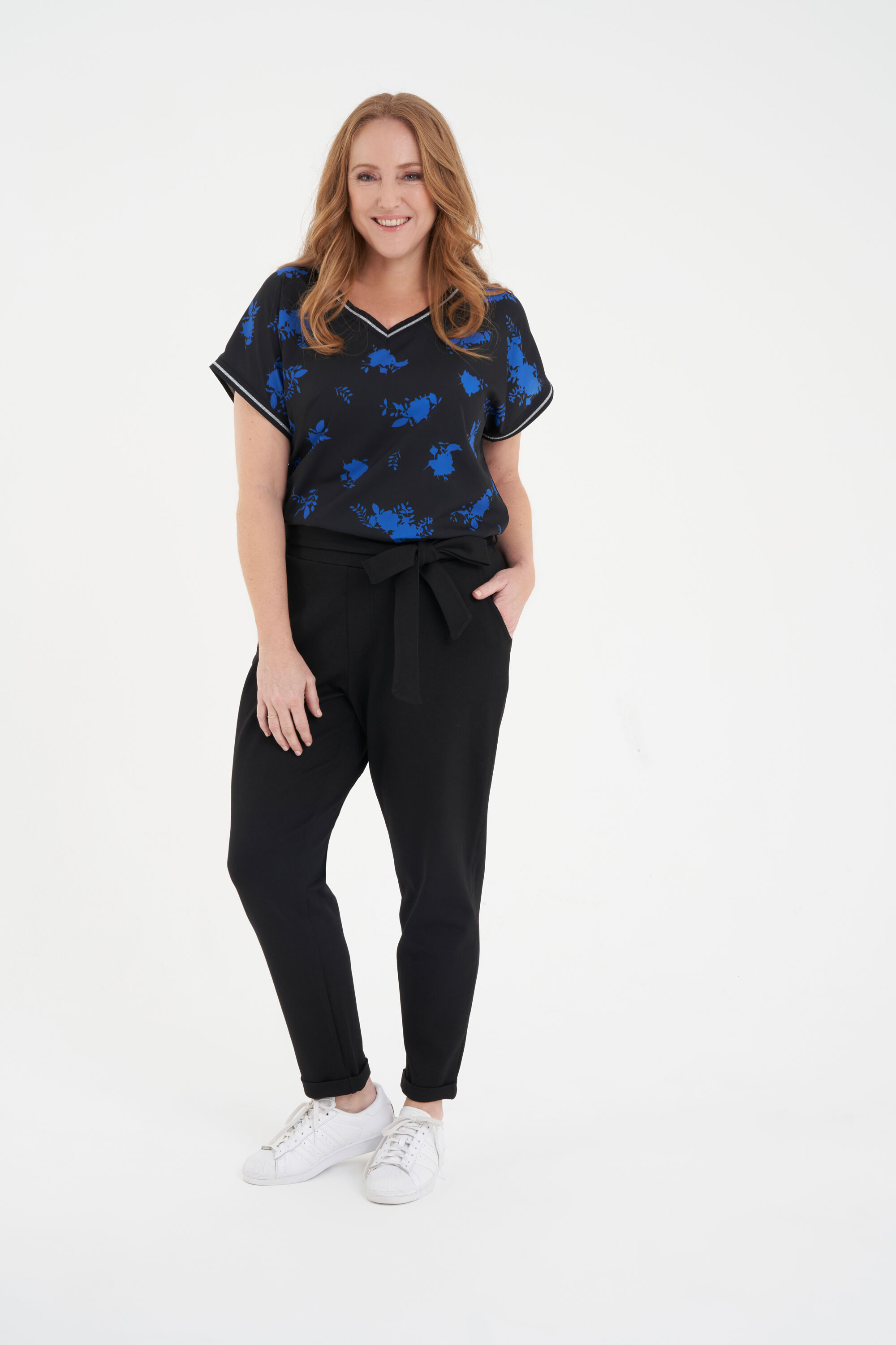 Hose mit G&uuml;rtel image number 5