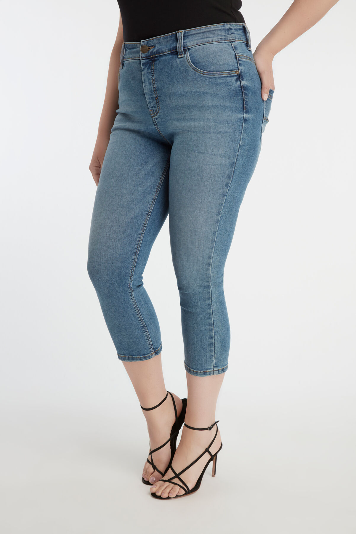 Magic Simplicity SHAPES 7/8 Jeans image number 3