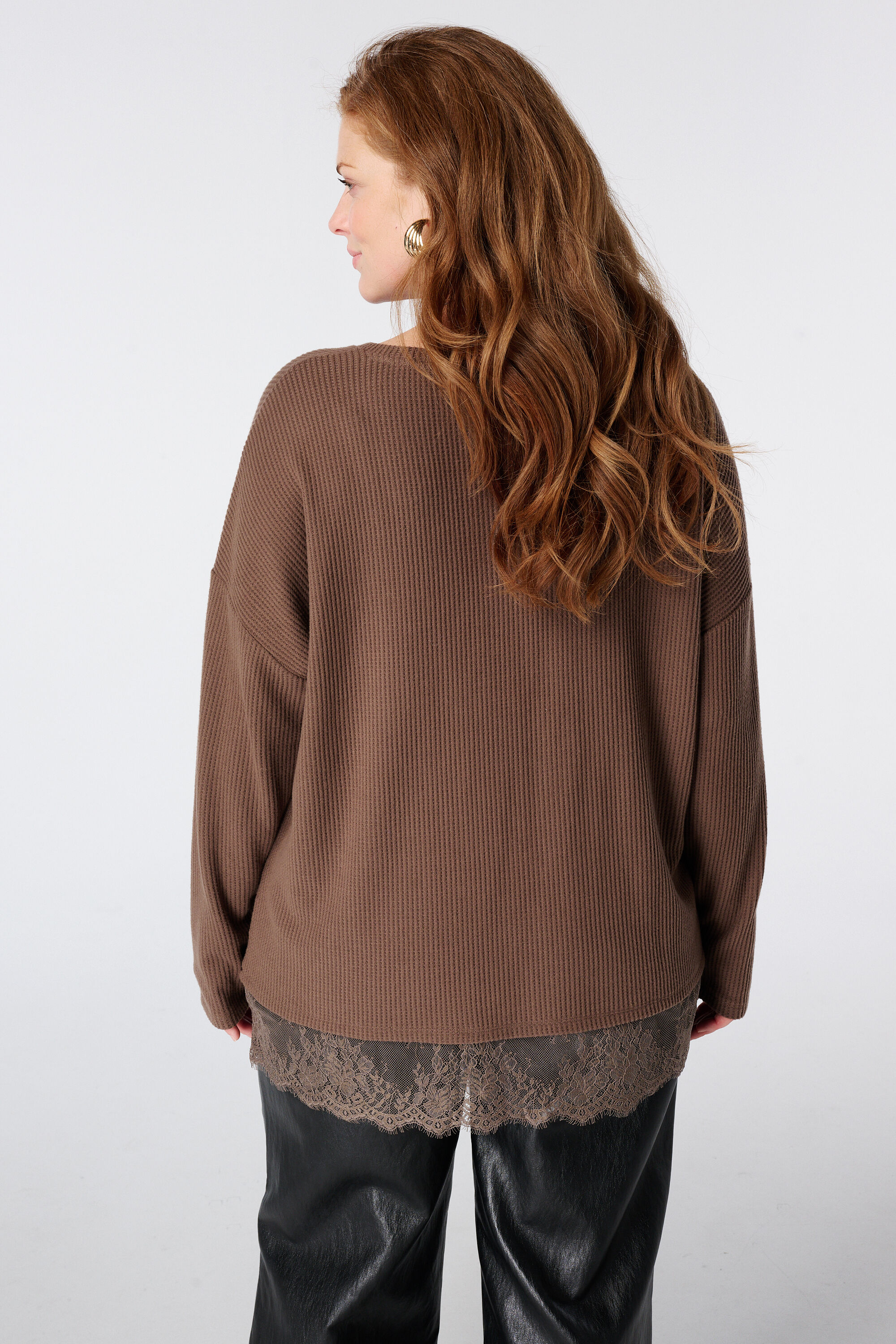 Rippshirt mit Spitze image number 3