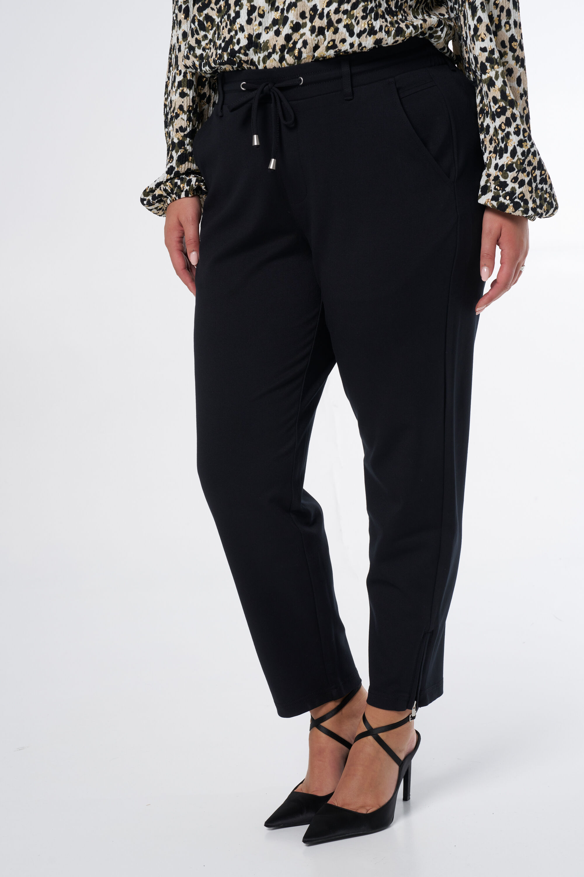 Hose mit Stretch image number 5