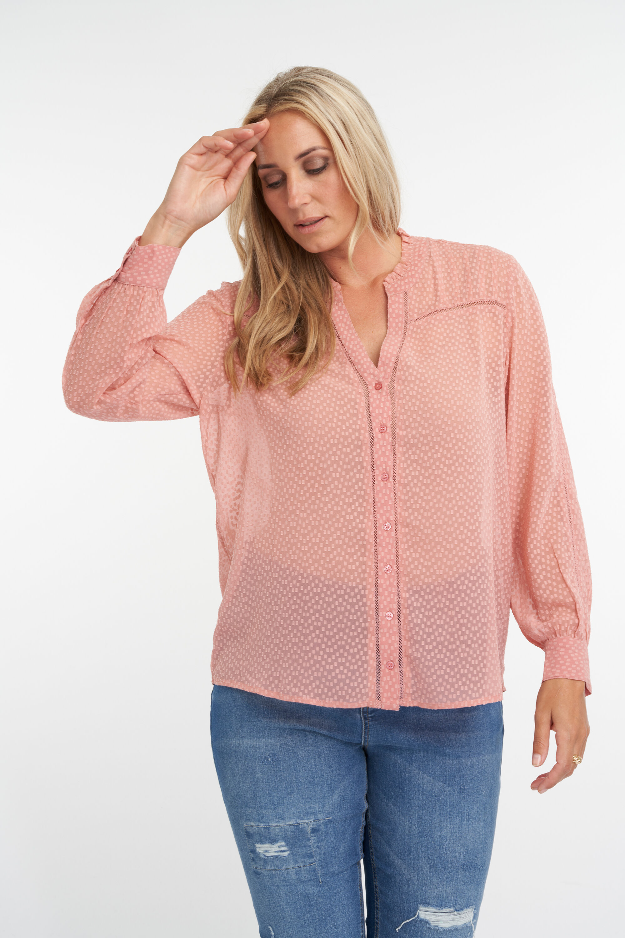 Bluse mit Punkte image number 6