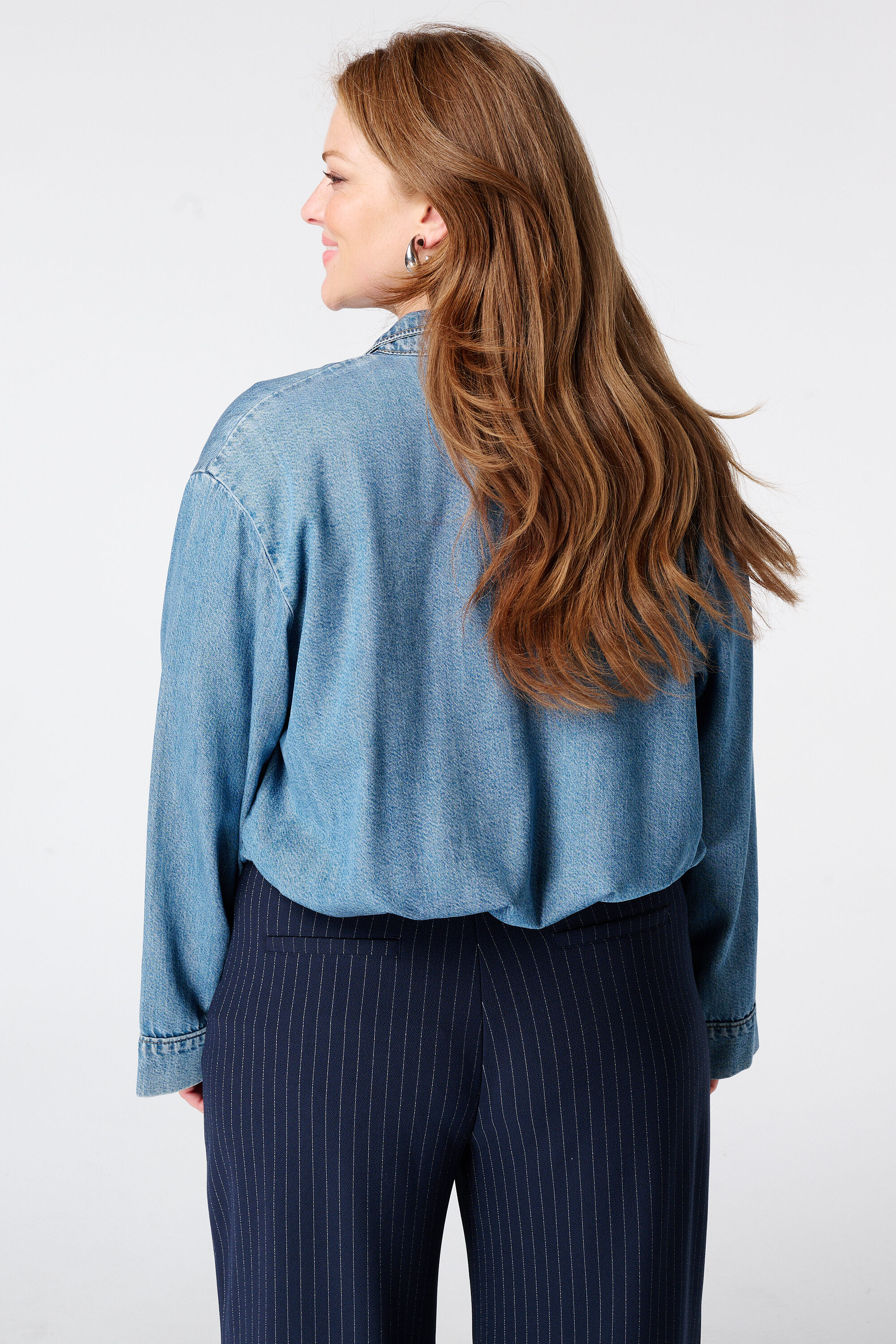 Jeansjacke mit Bindeb&auml;ndern image number 3