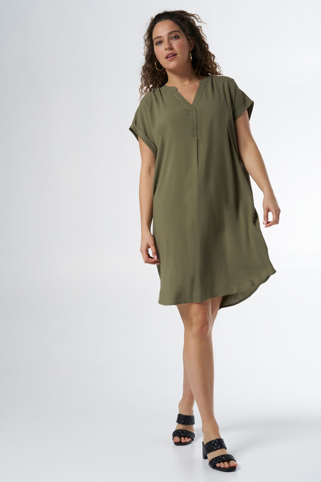 Weit geschnittenes Kleid mit V-Ausschnitt  image number 0