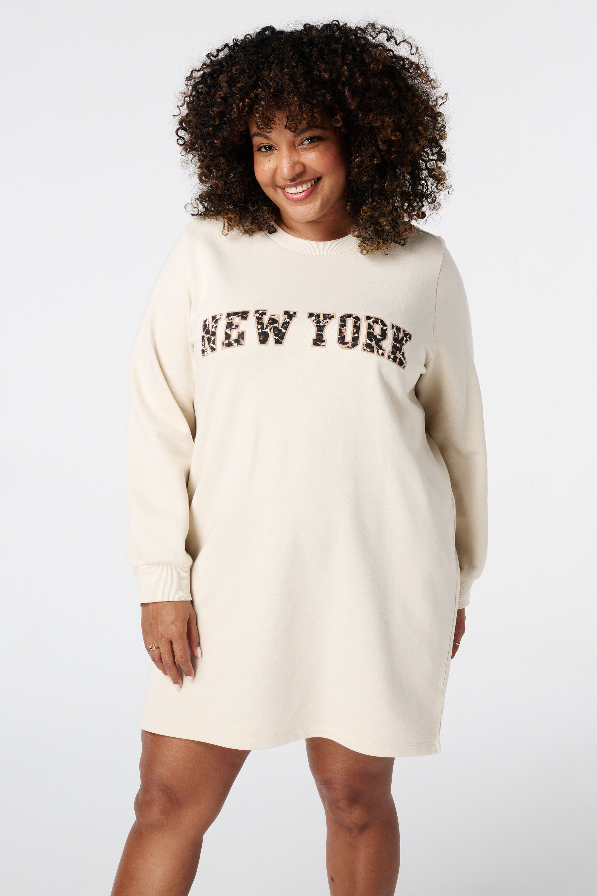 Kleid mit Text-Print image number 5