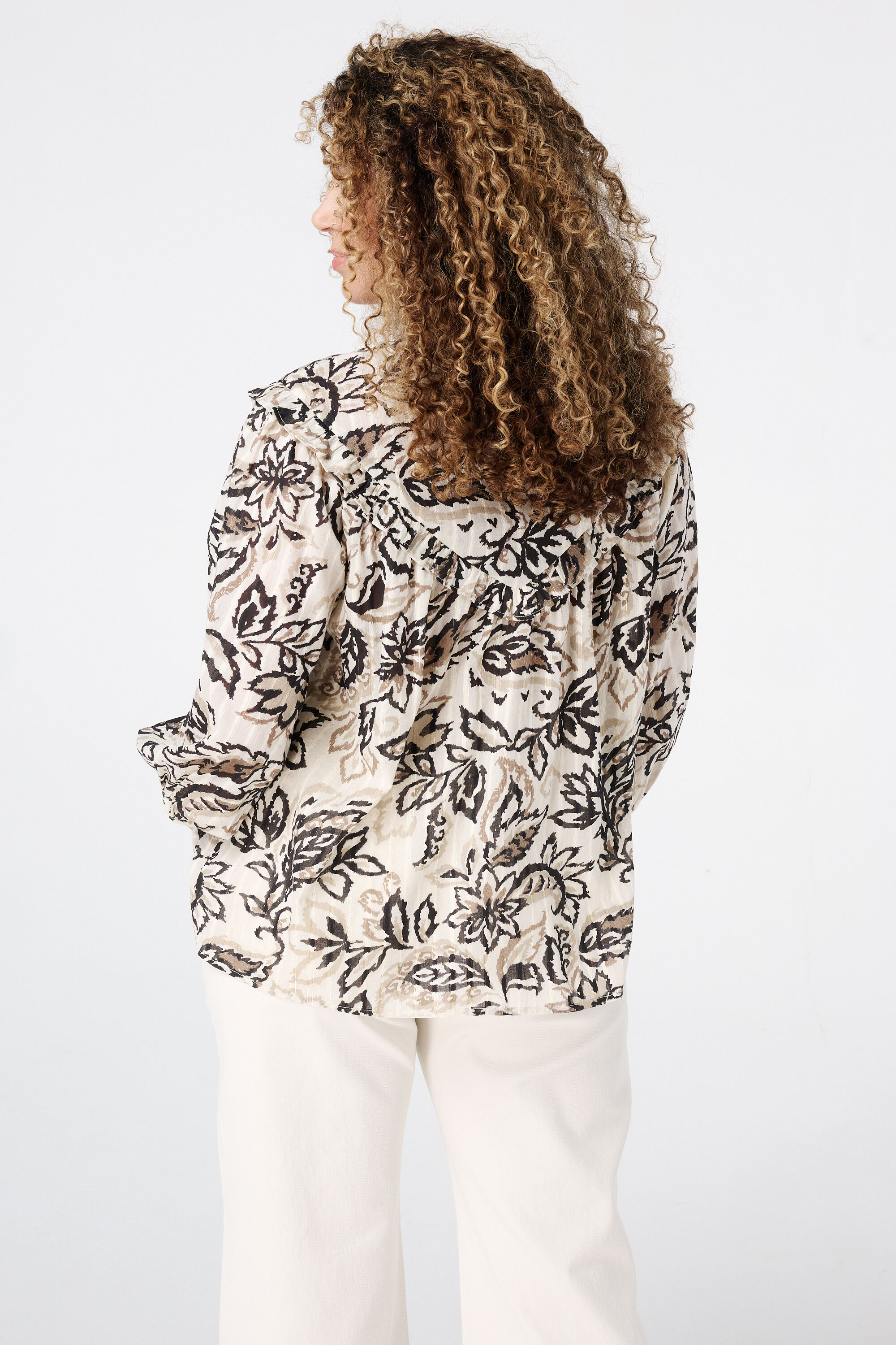 Top mit metallischen Verzierungen und Print image number 3