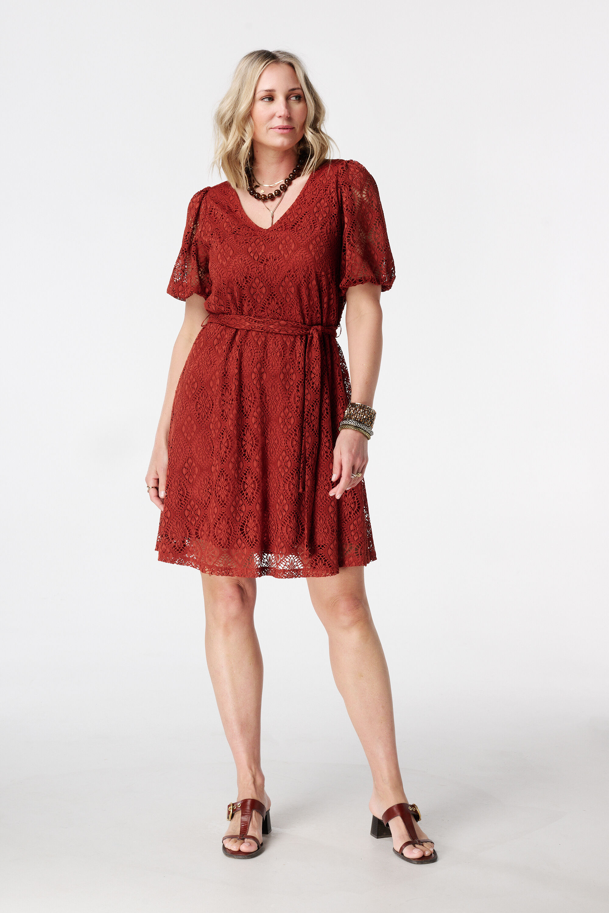 Spitzenkleid image number 5