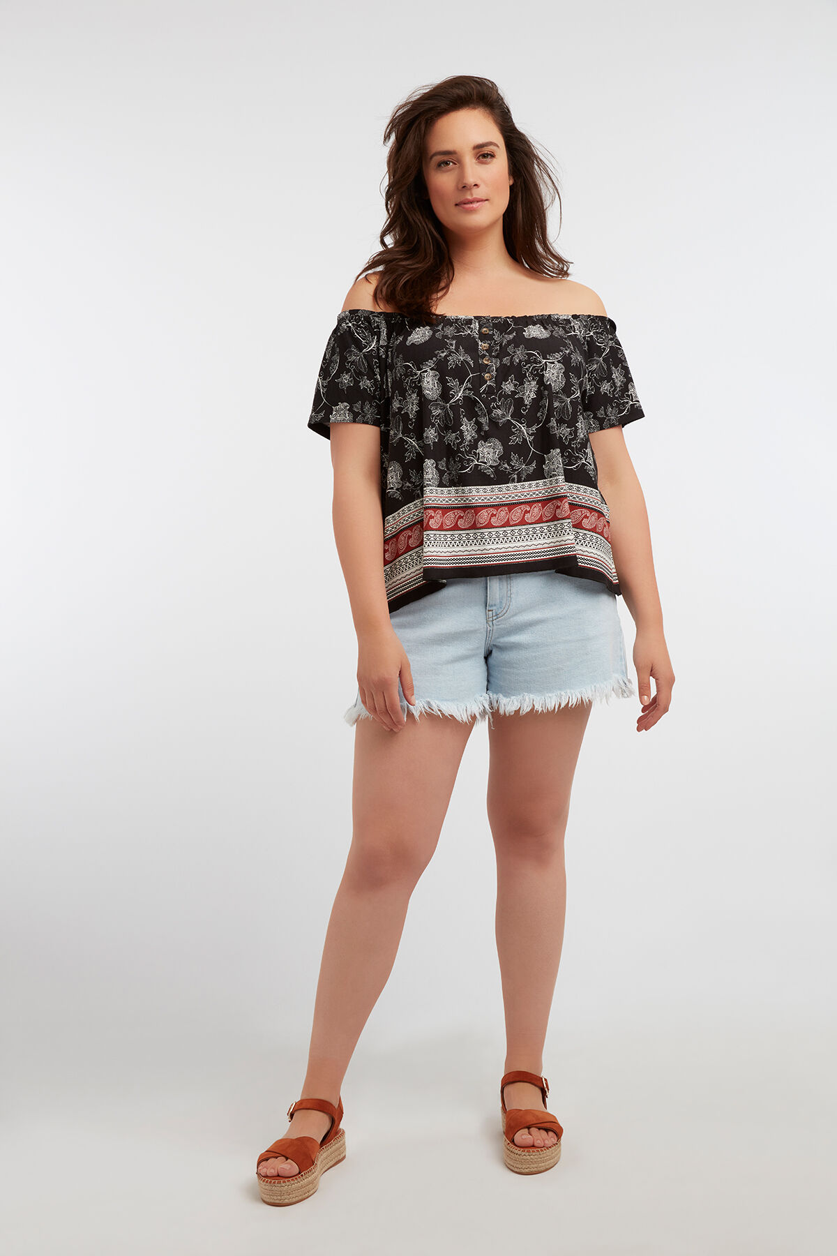 Top mit elastischem Ausschnitt image number 4