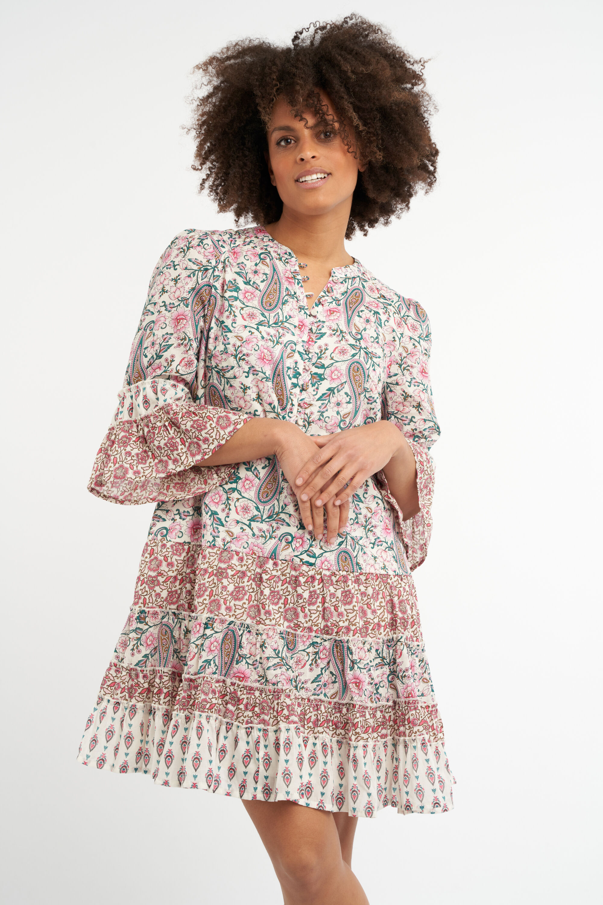 Kleid mit Patchwork  image number 6