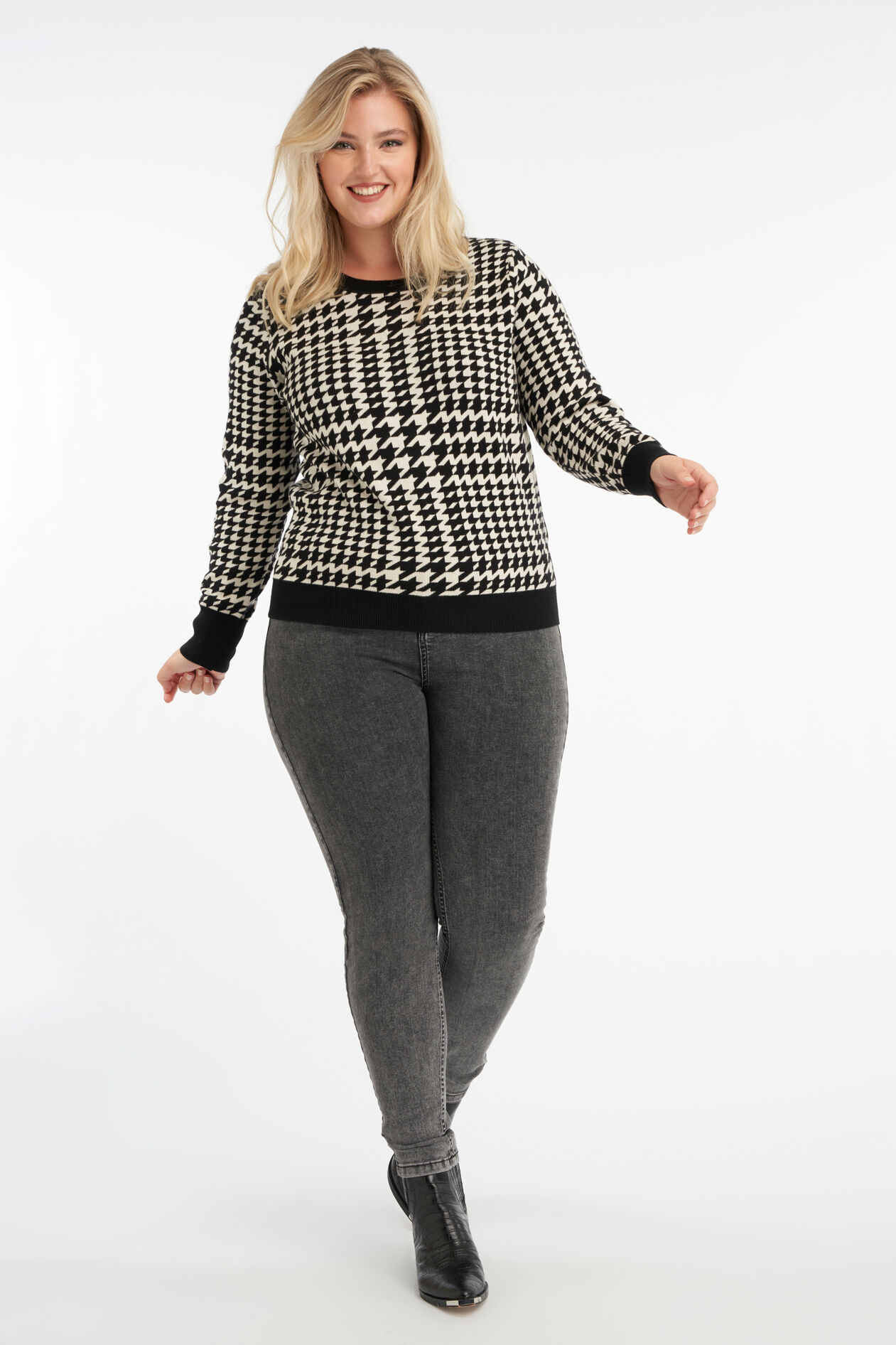 Hahnenritt-Sweatshirt image number 5