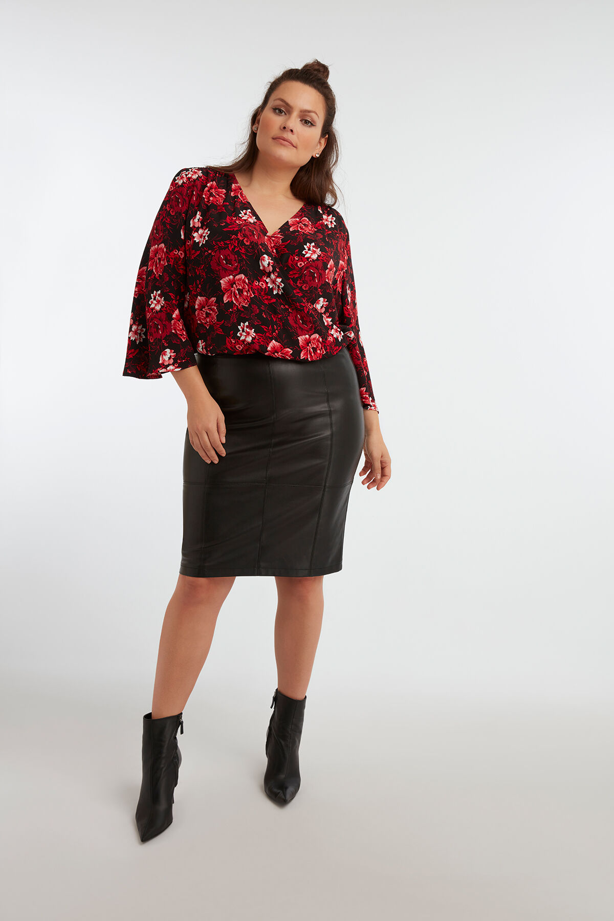 Body mit floralem Print image number 5