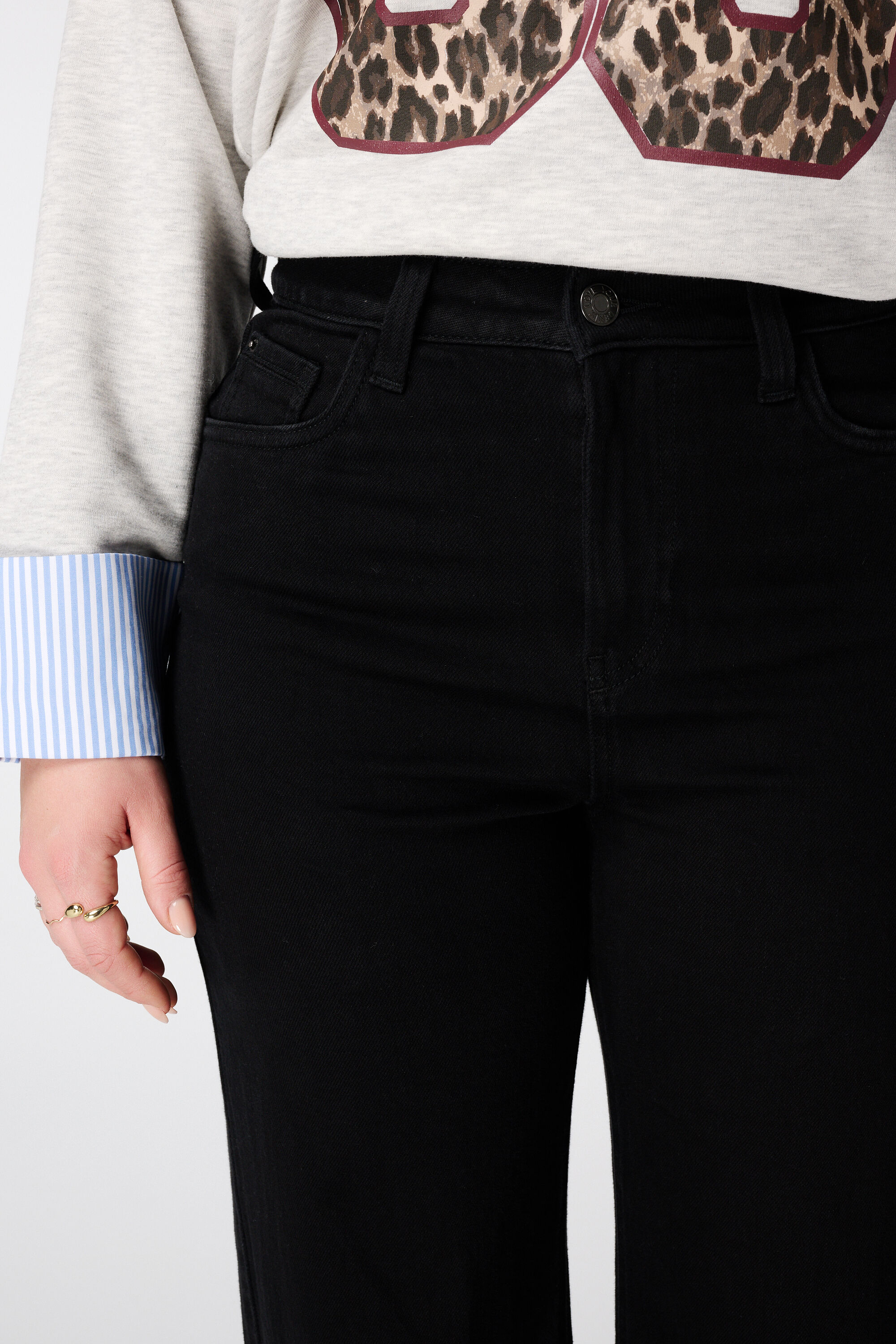 Loose-Leg-Jeans IVY  image number 4