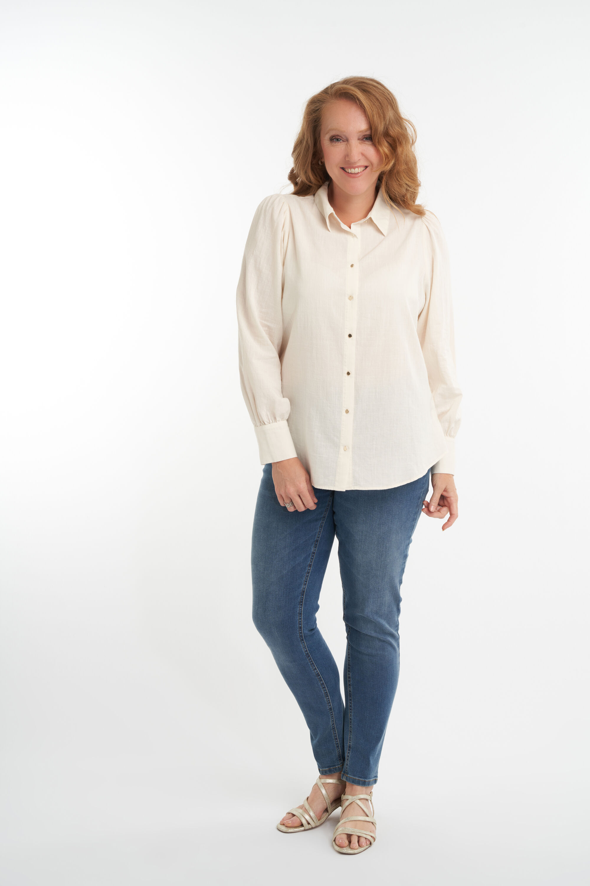 Bluse mit bauschigen &Auml;rmeln  image number 6