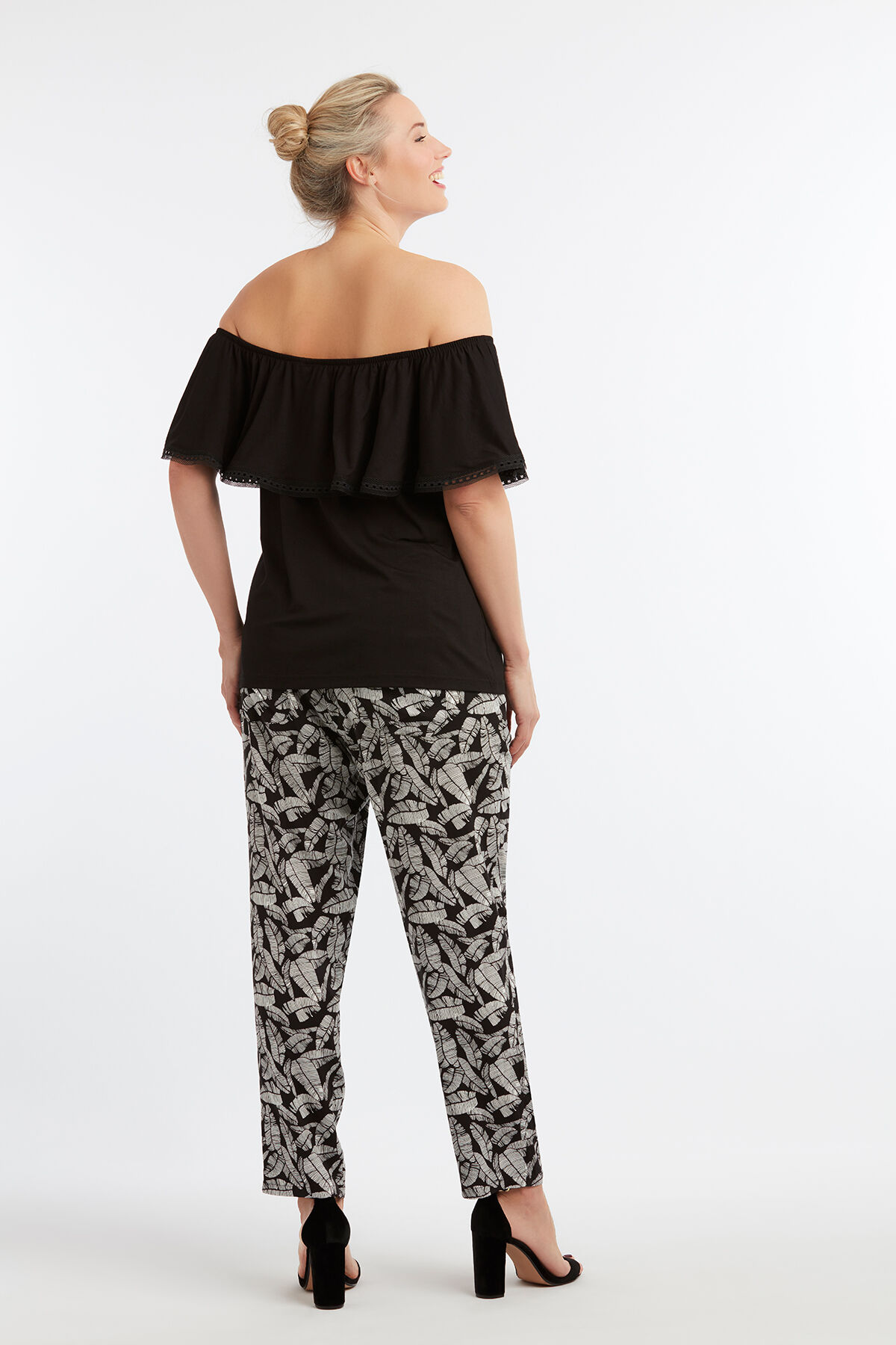 Schulterfreies Top mit R&uuml;sche image number 4