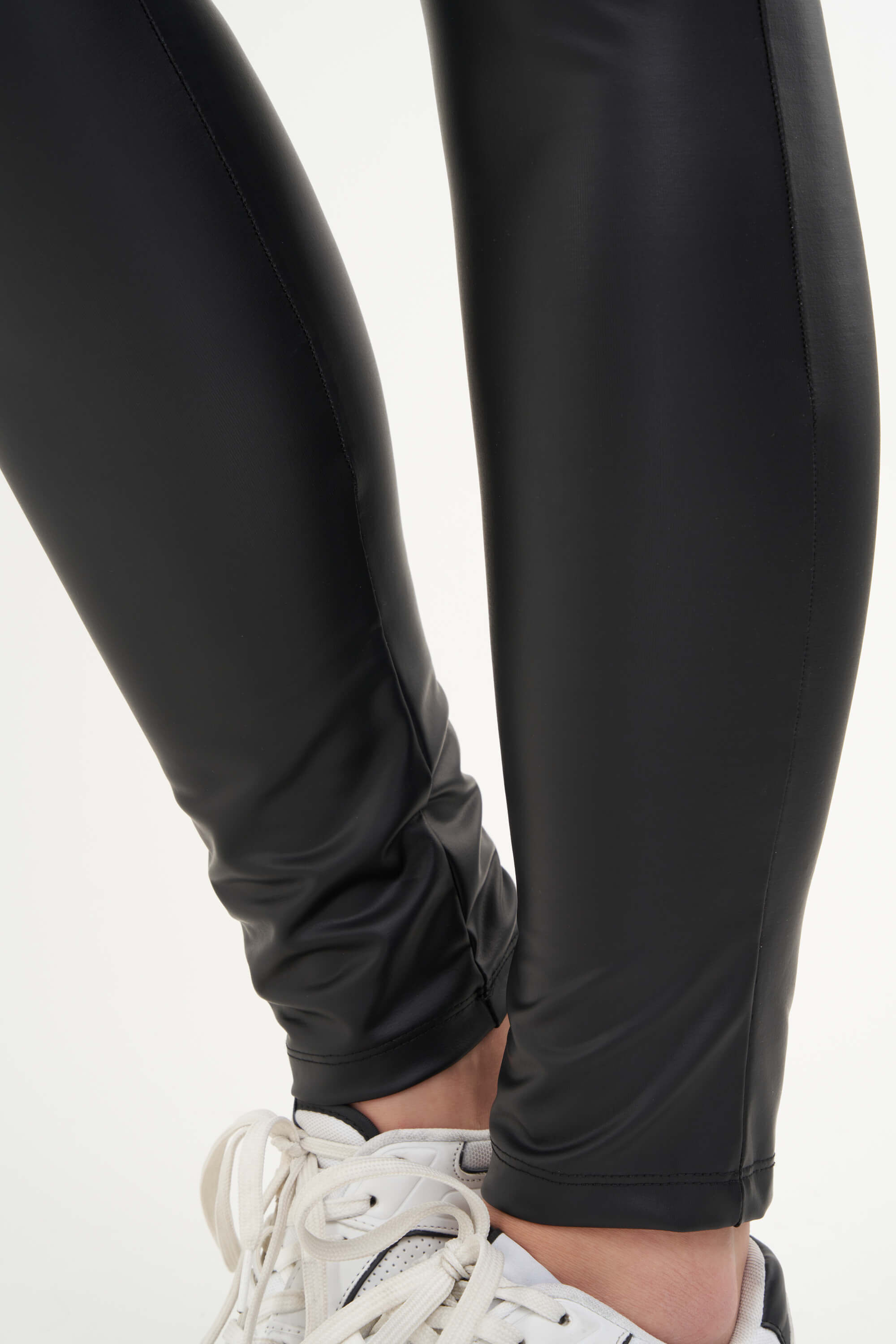 Kunstleder-Leggings image number 4
