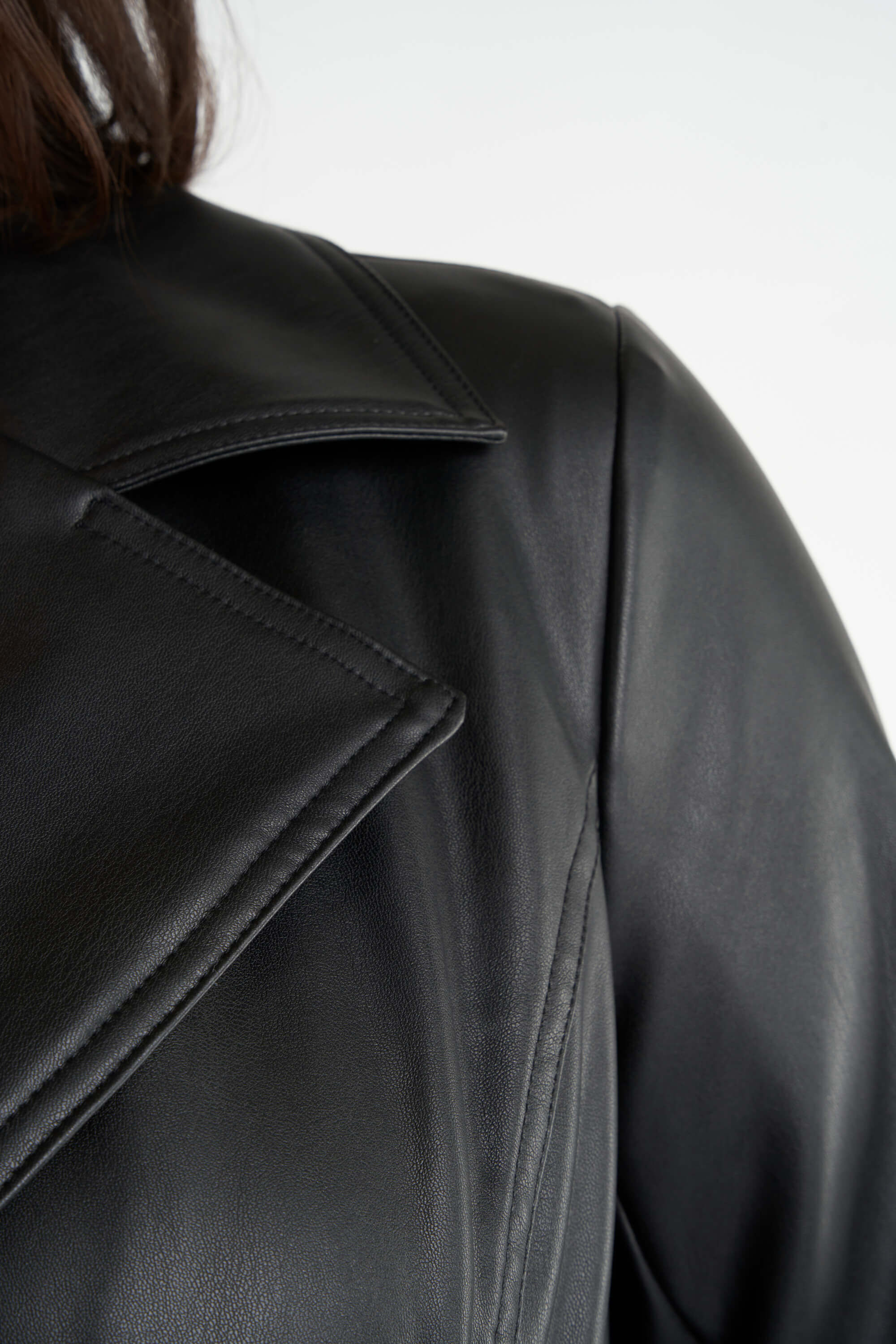 Kunstlederjacke mit G&uuml;rtel image number 5