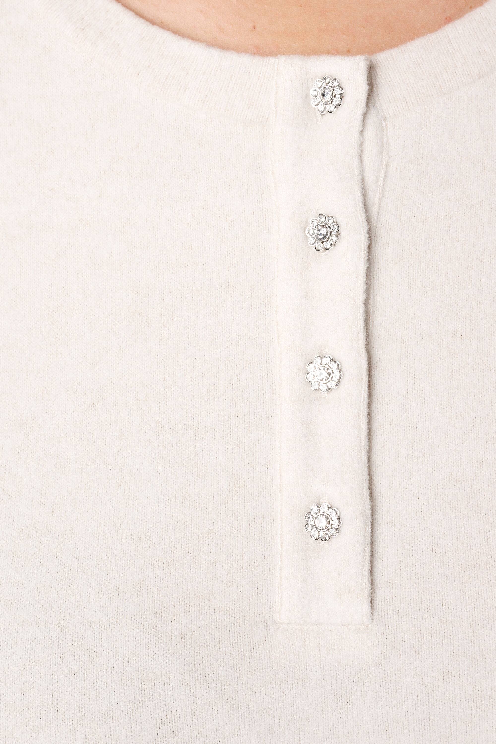 Velours-Pullover mit Strasskn&ouml;pfen image number 6