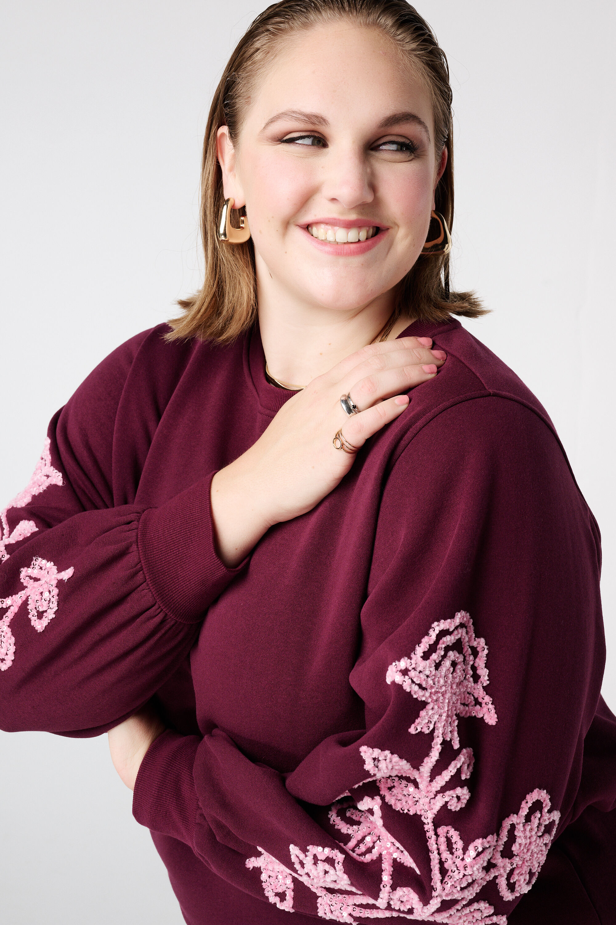 Pullover mit zarter Stickerei auf den &Auml;rmeln image number 4