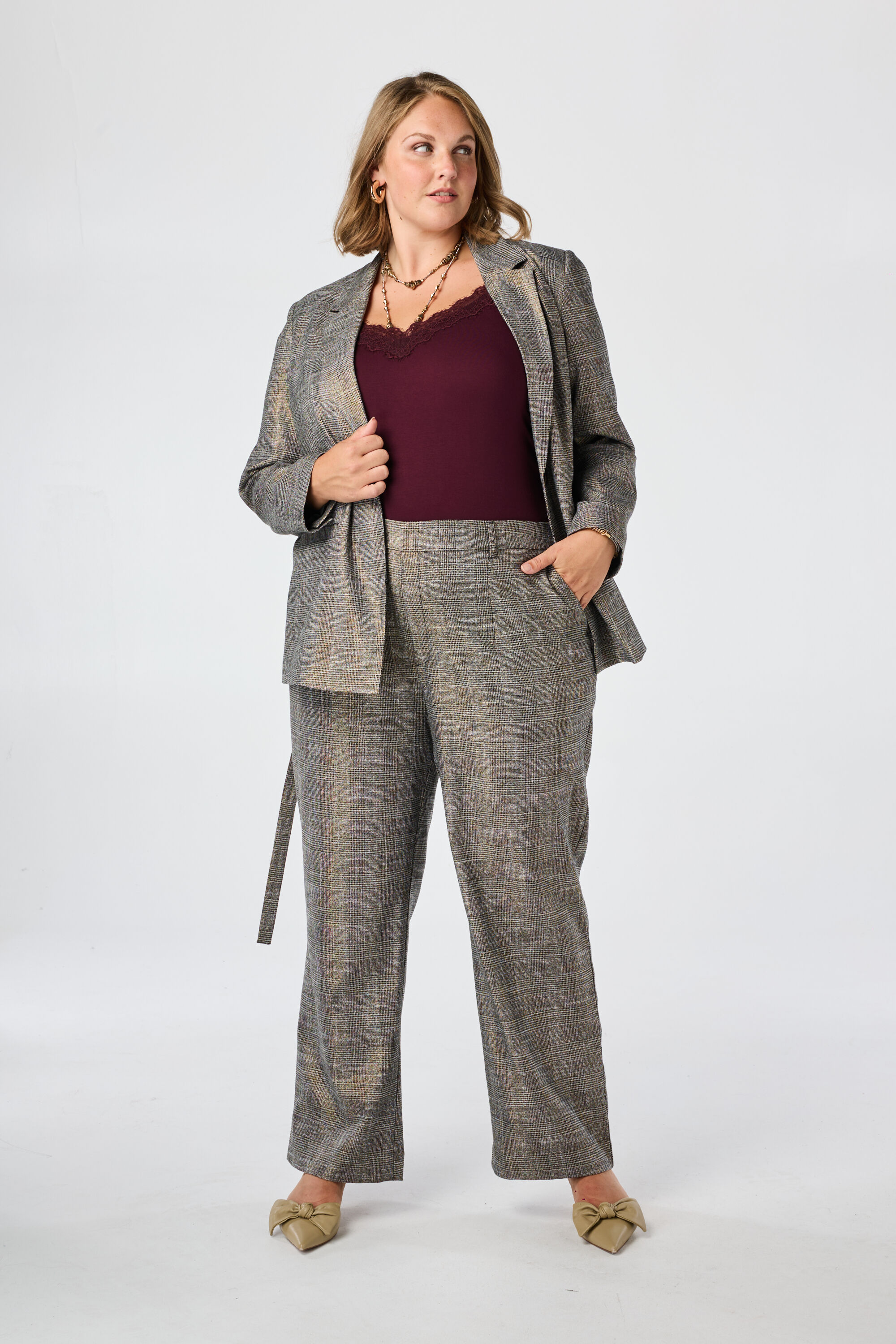 Karierter Blazer mit G&uuml;rtel image number 4