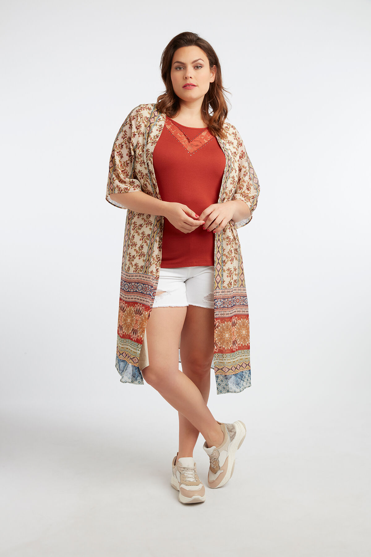 T-Shirt mit Spitze image number 5