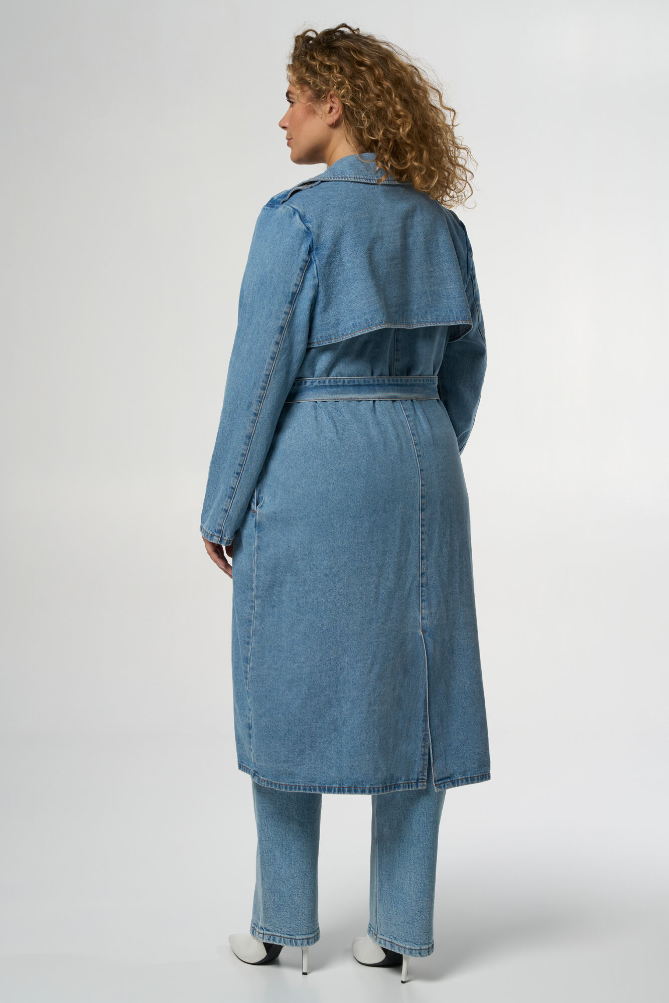 Denim-Trenchcoat mit G&uuml;rtel image number 3