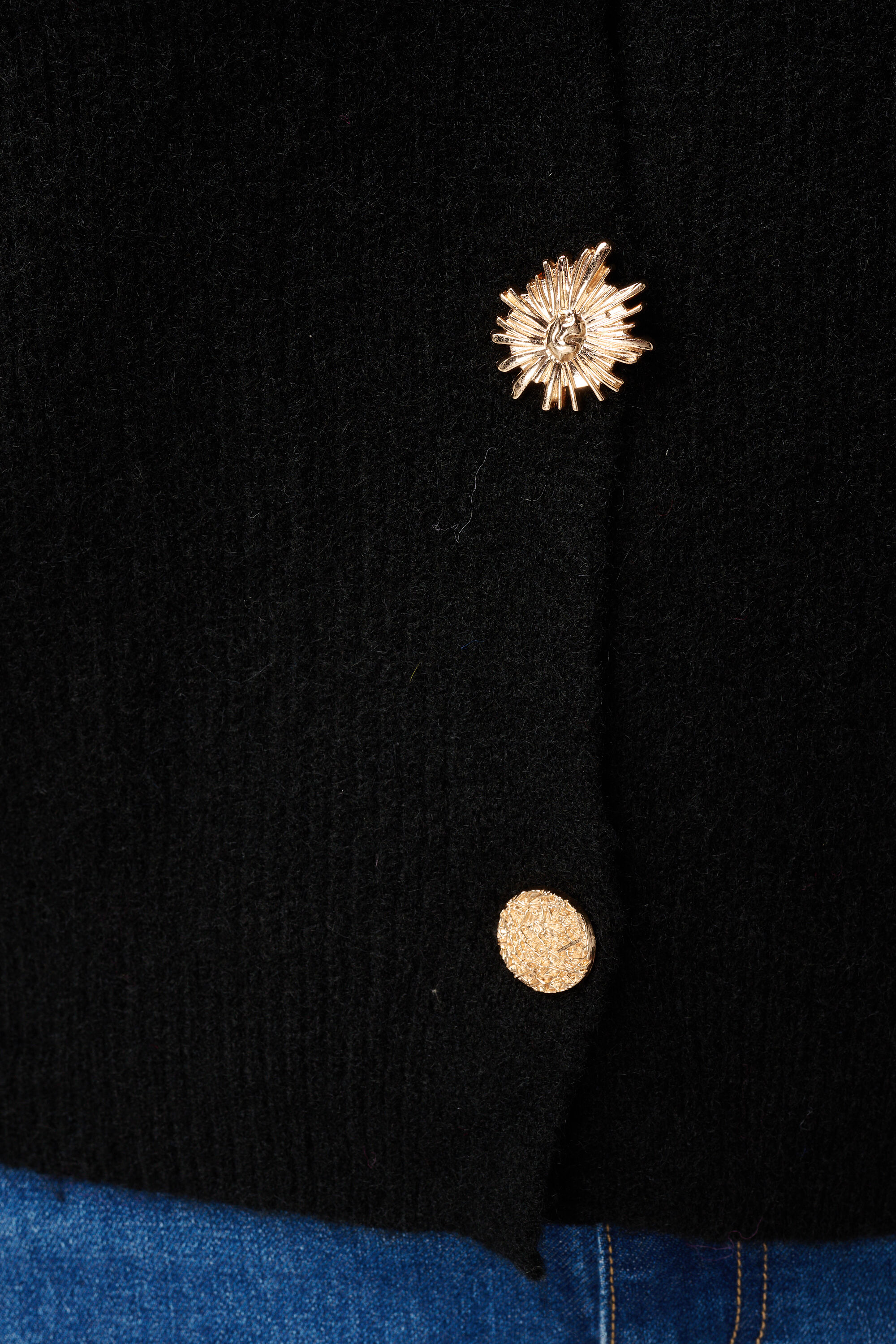 Jacke mit goldenen Kn&ouml;pfen image number 6