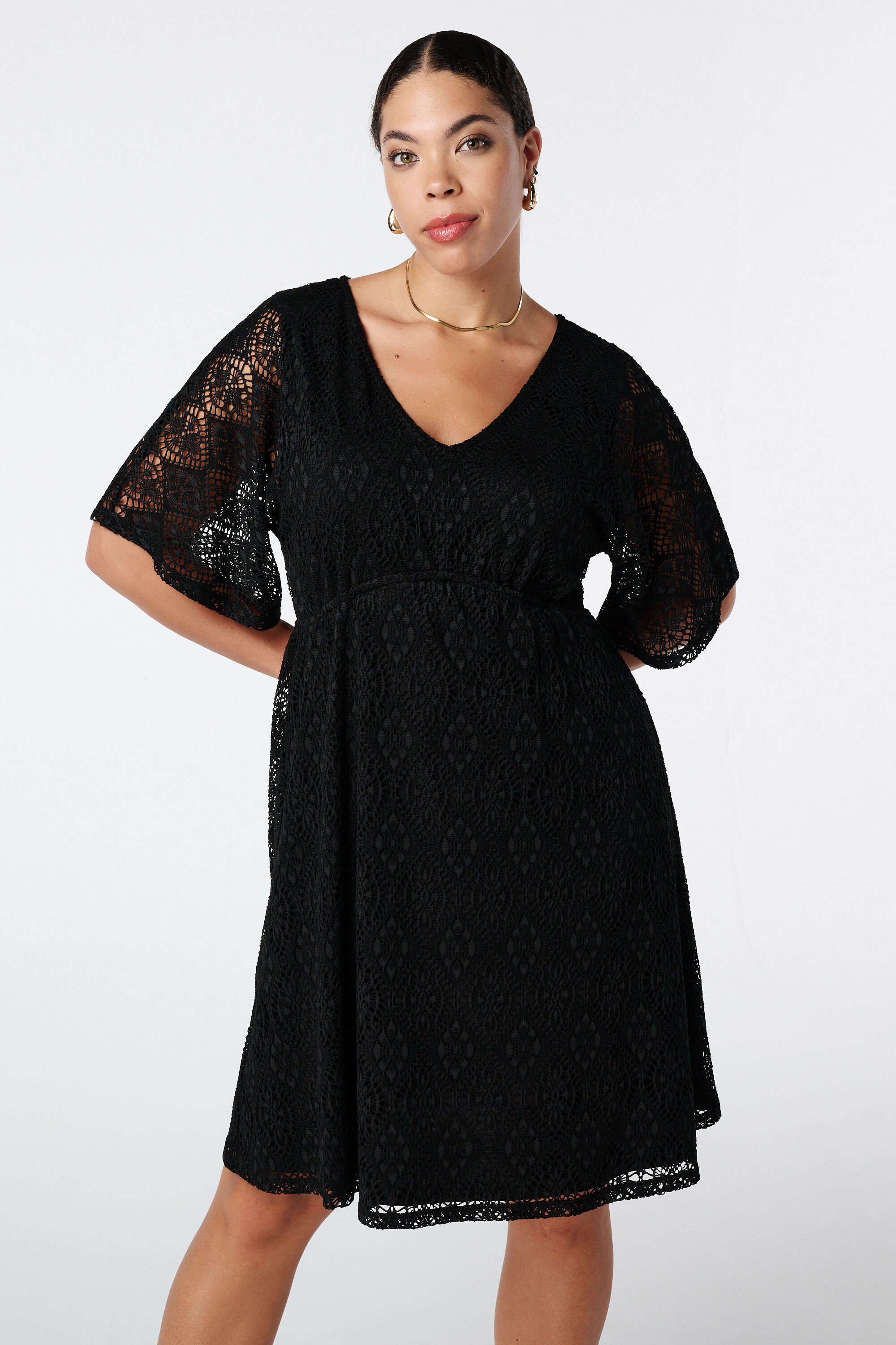 Spitzenkleid mit Stretch image number 5