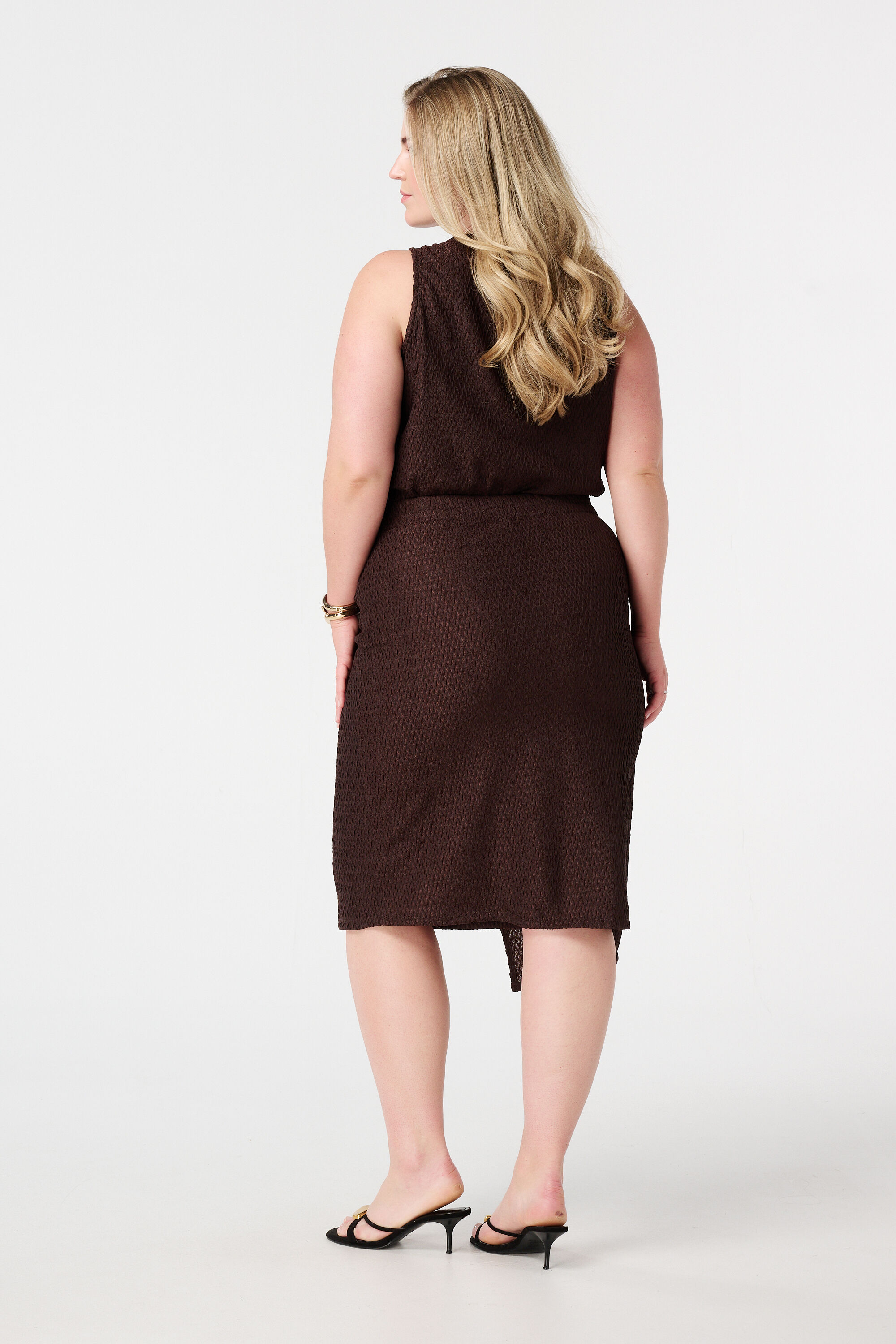 Taillierter Midirock mit Schnallendetail image number 3