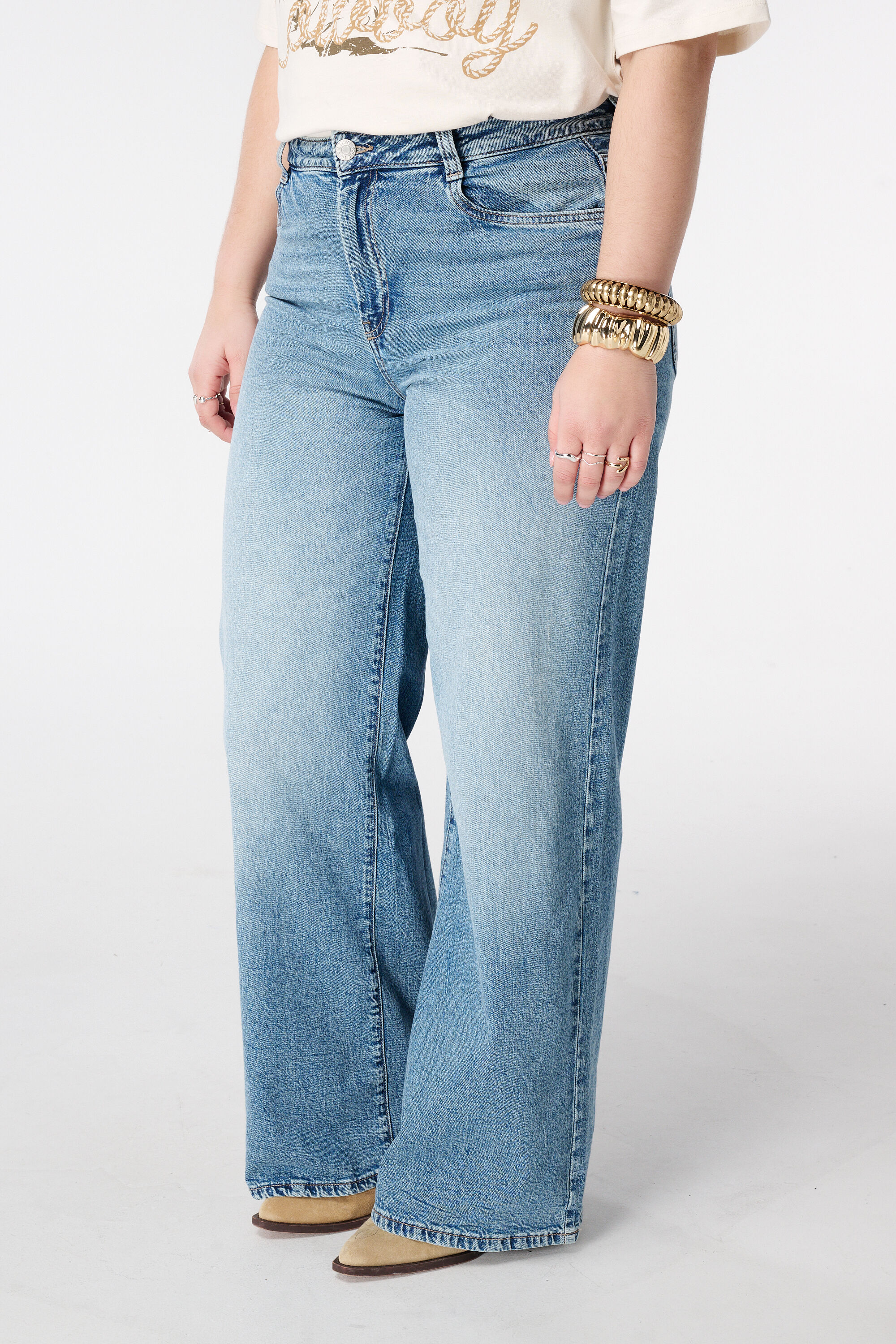 Jeans mit weitem Bein und hoher Taille image number 5
