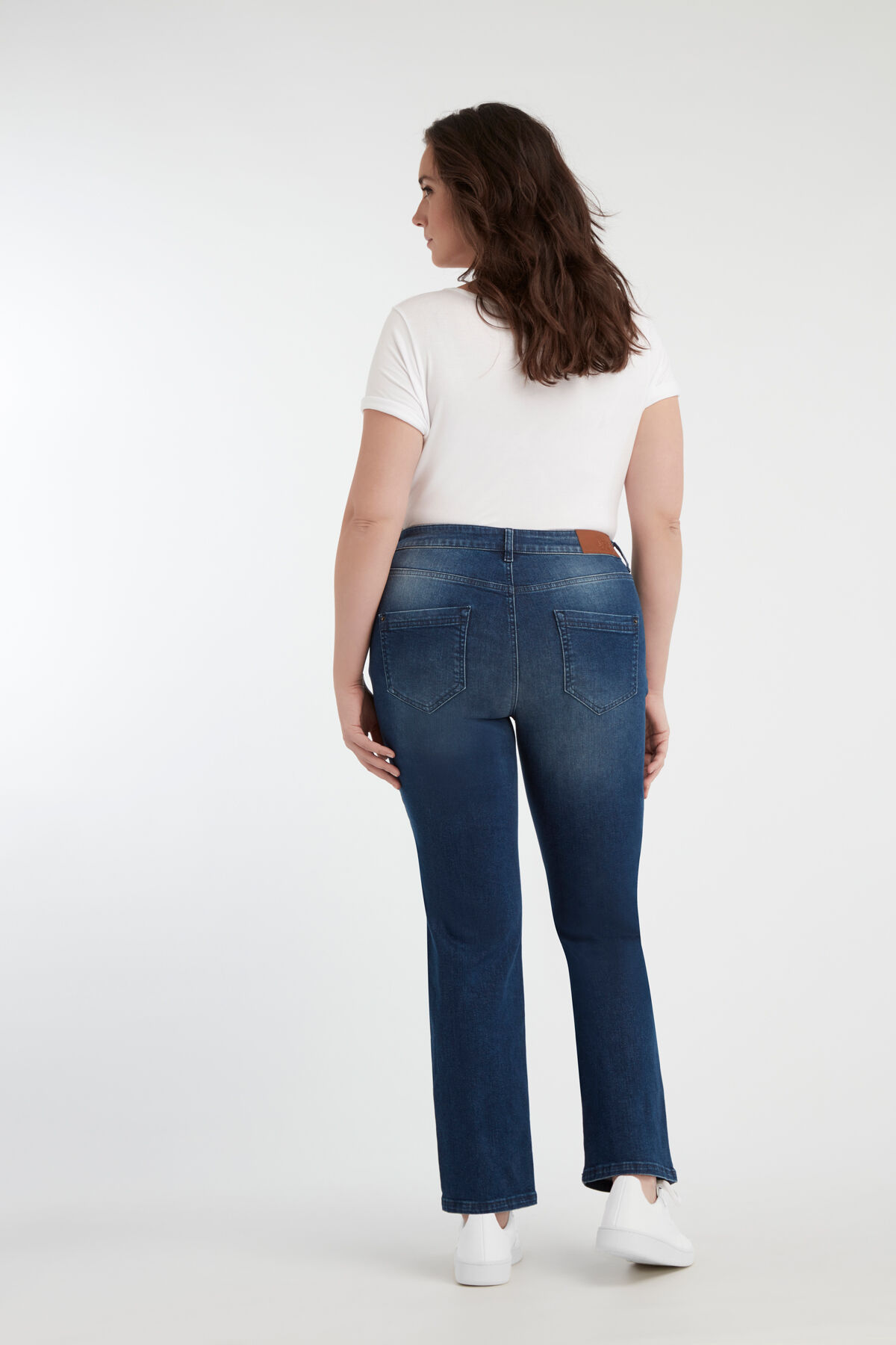 Straight-Leg Jeans LILY   image number 6