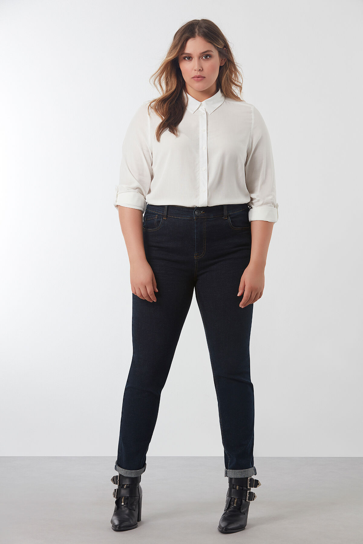 Schlichte Bluse image number 3