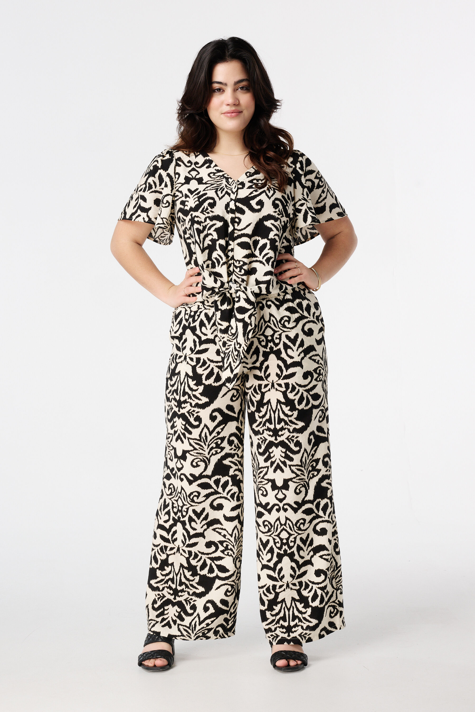 Bluse mit Schleifendetail  image number 5