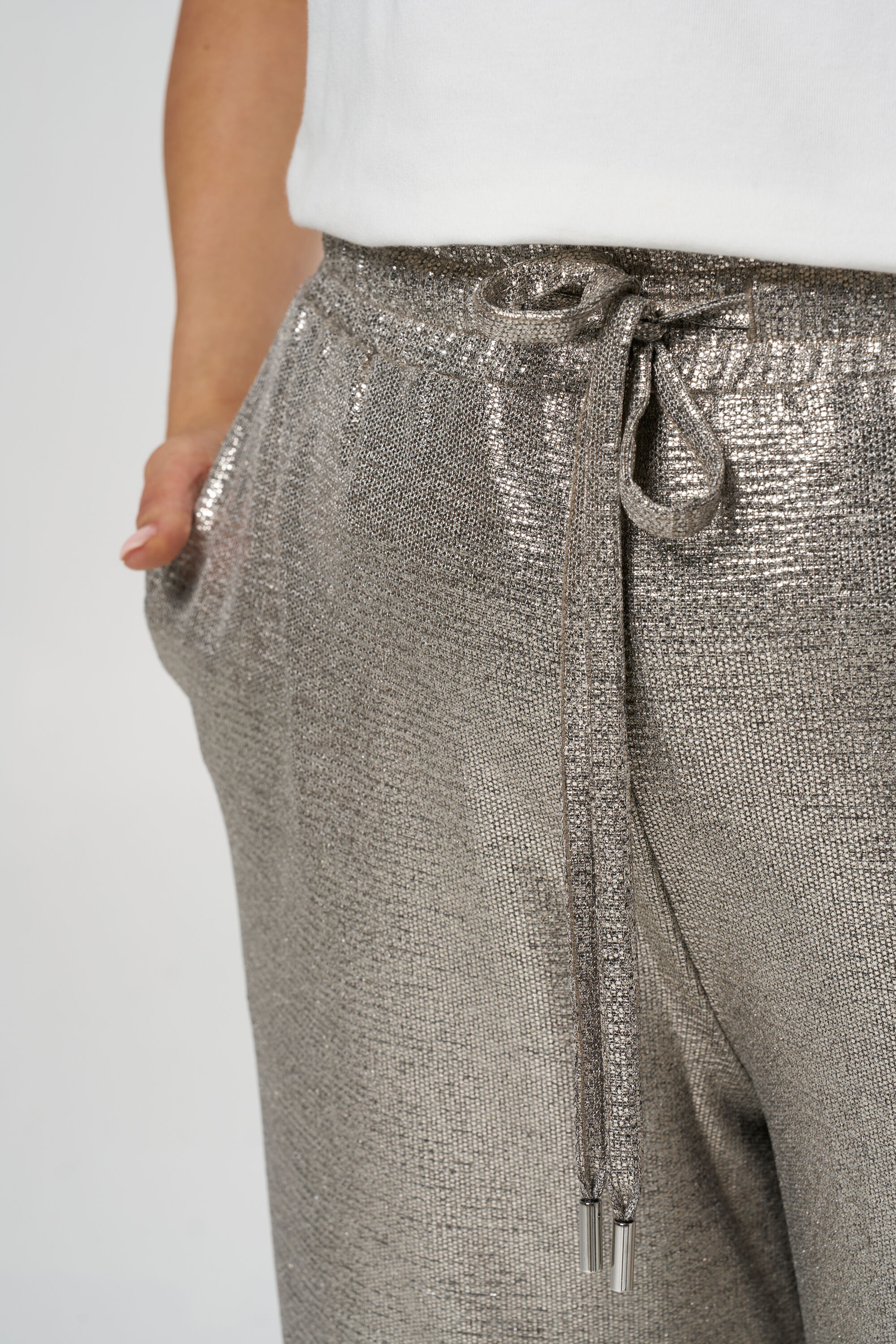 Hose mit Glitzerstoff image number 4