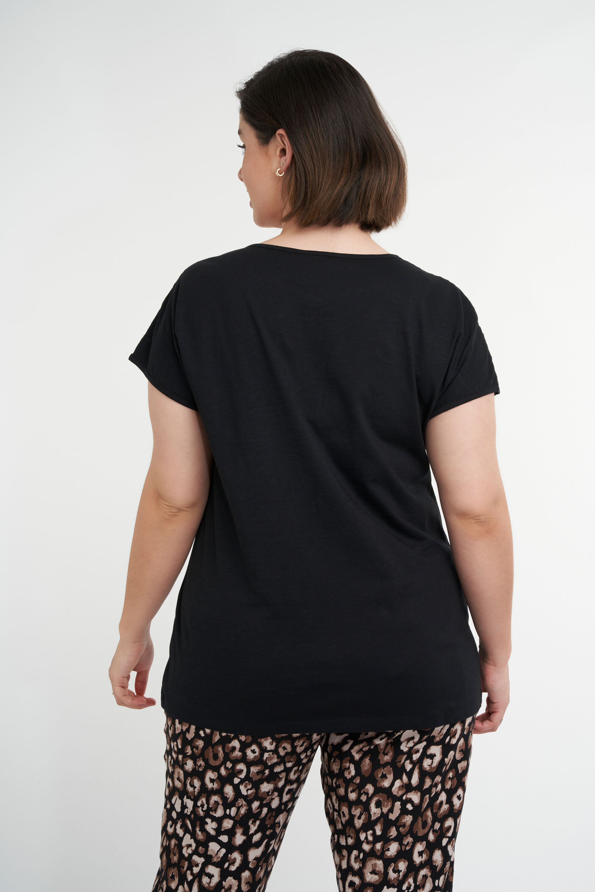 T-Shirt mit offener Schulter image number 3