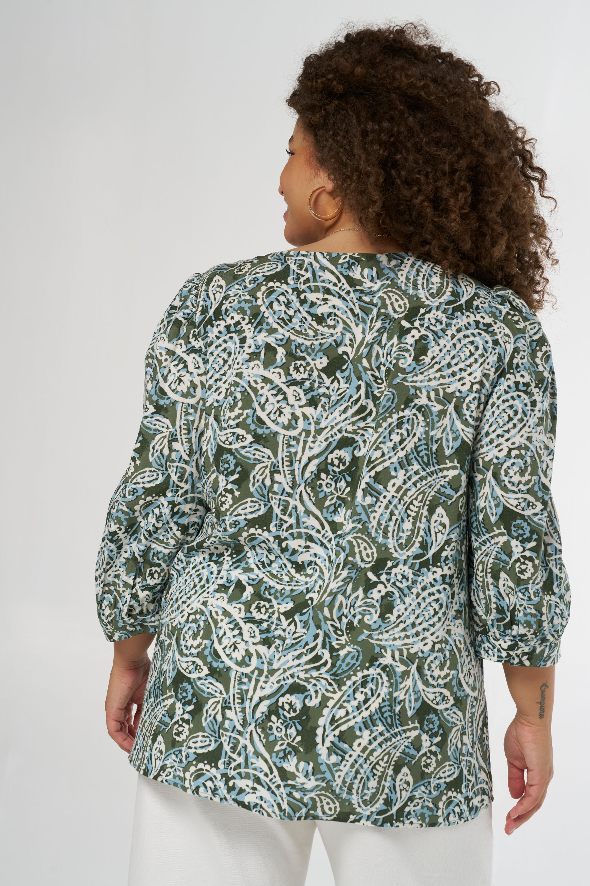 Bluse mit Smok-Verzierungen image number 3