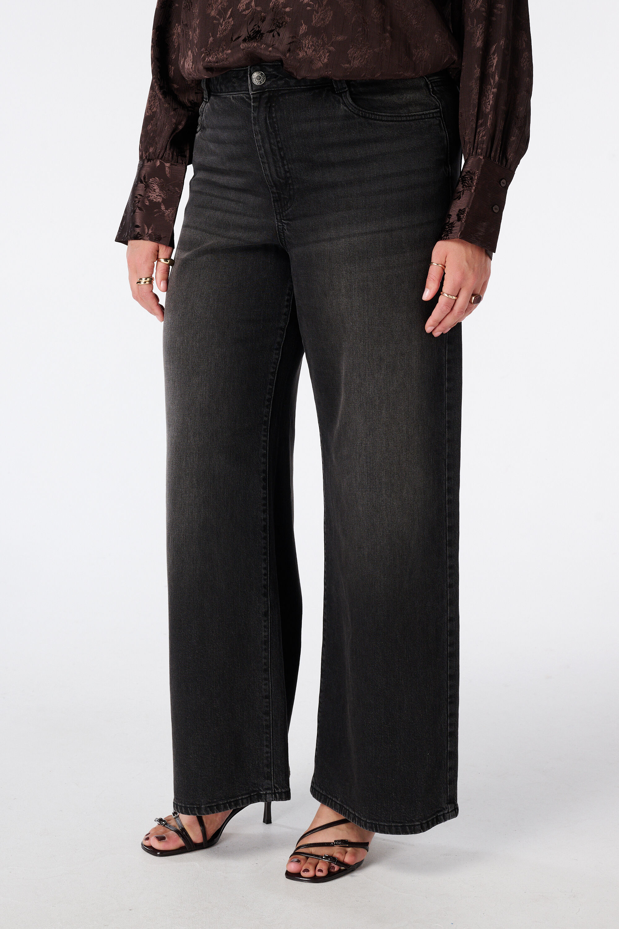 Weite Jeans mit hoher Taille image number 5