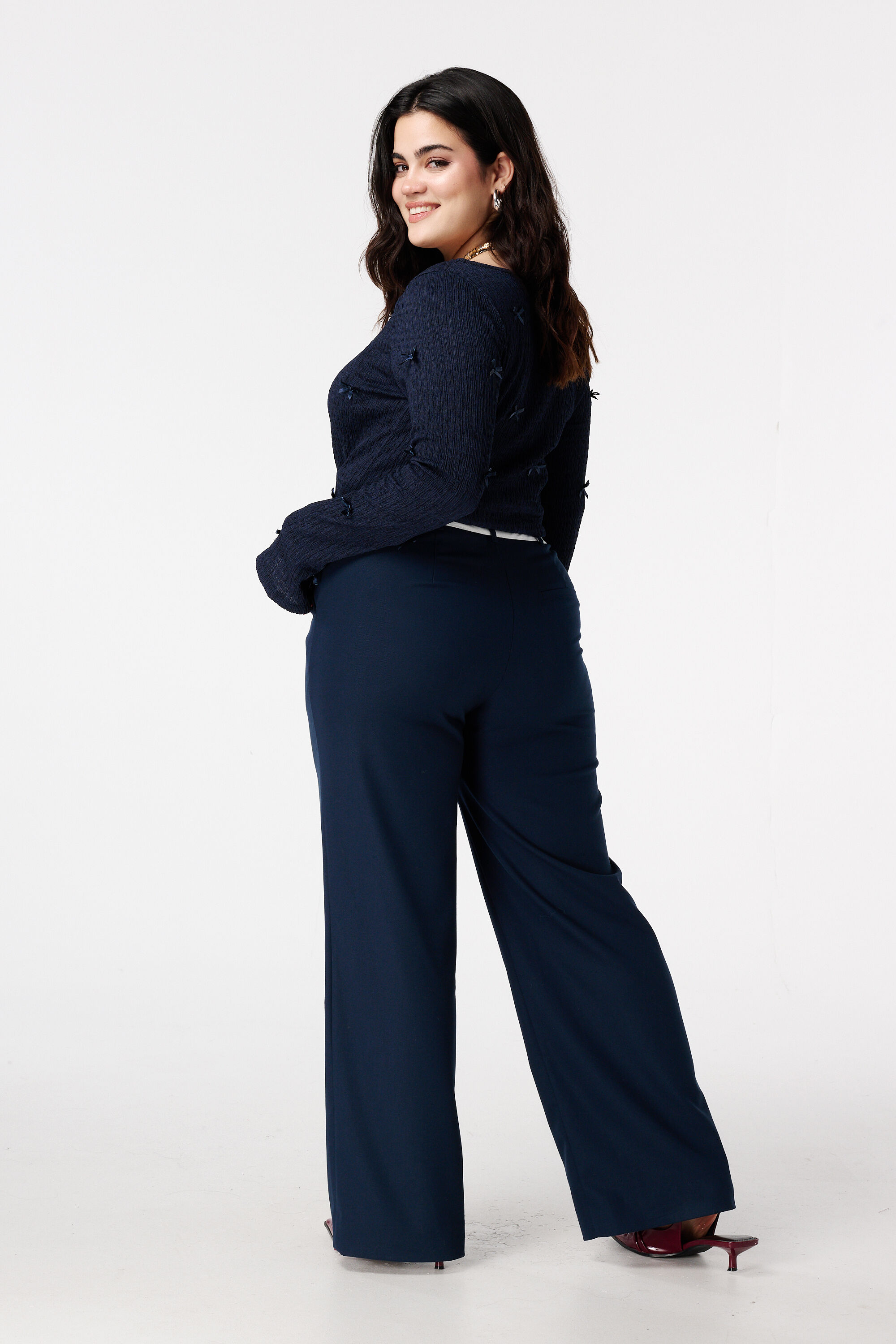 Wide-Leg-Hose mit Kontrastdetail image number 3