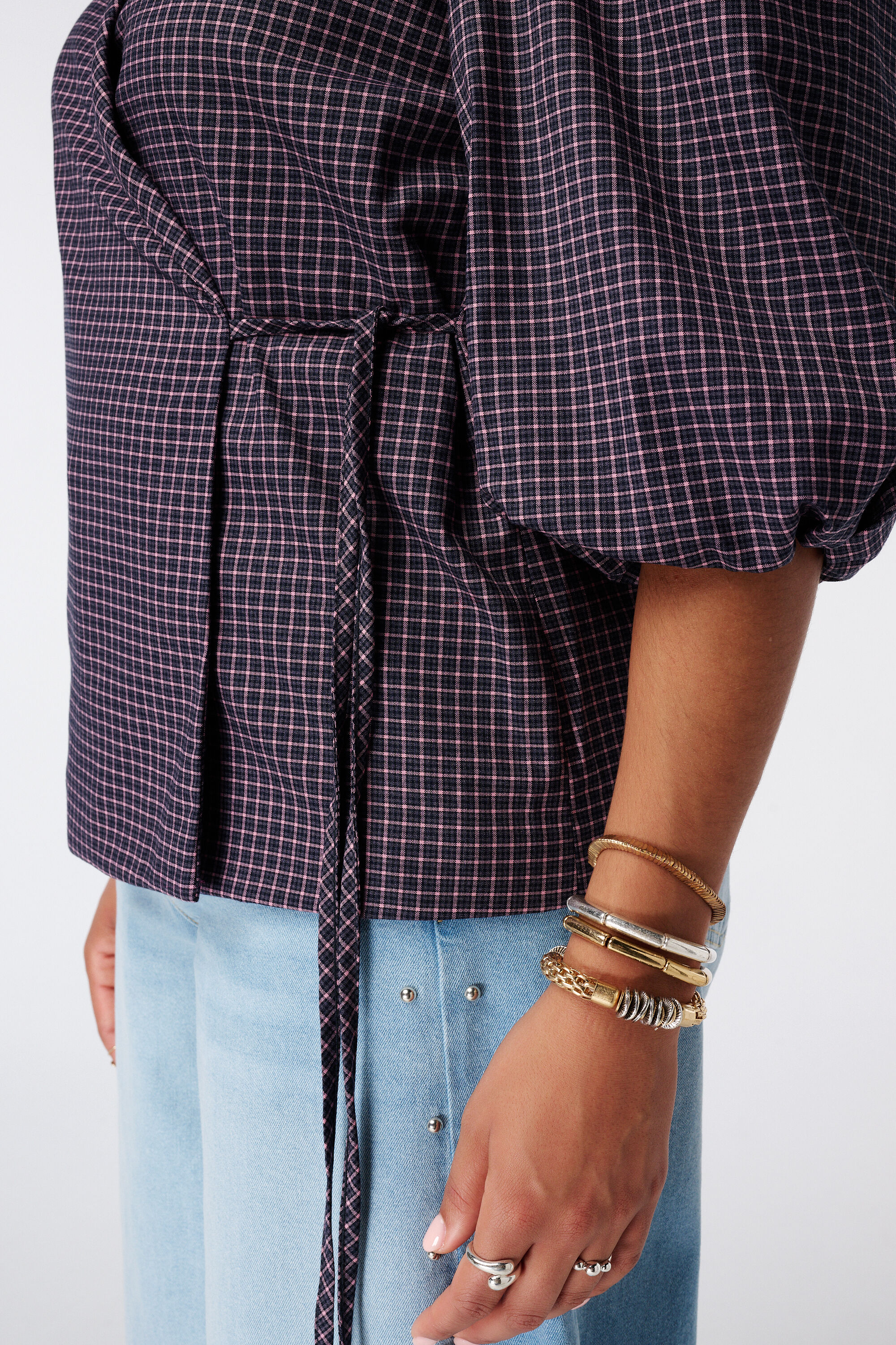 Karierter Blazer in Wickeloptik image number 5