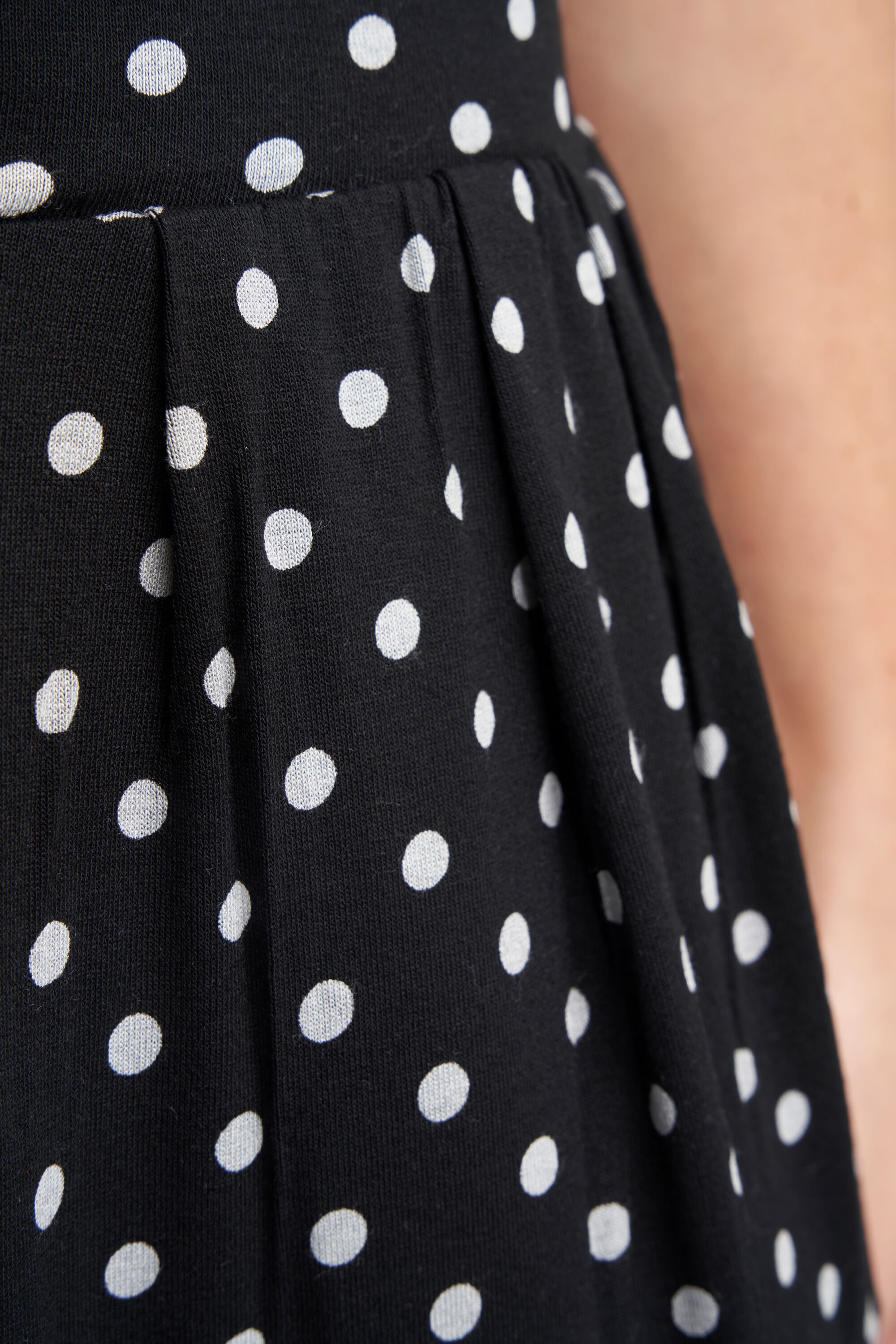 Hose mit Punktmuster image number 5