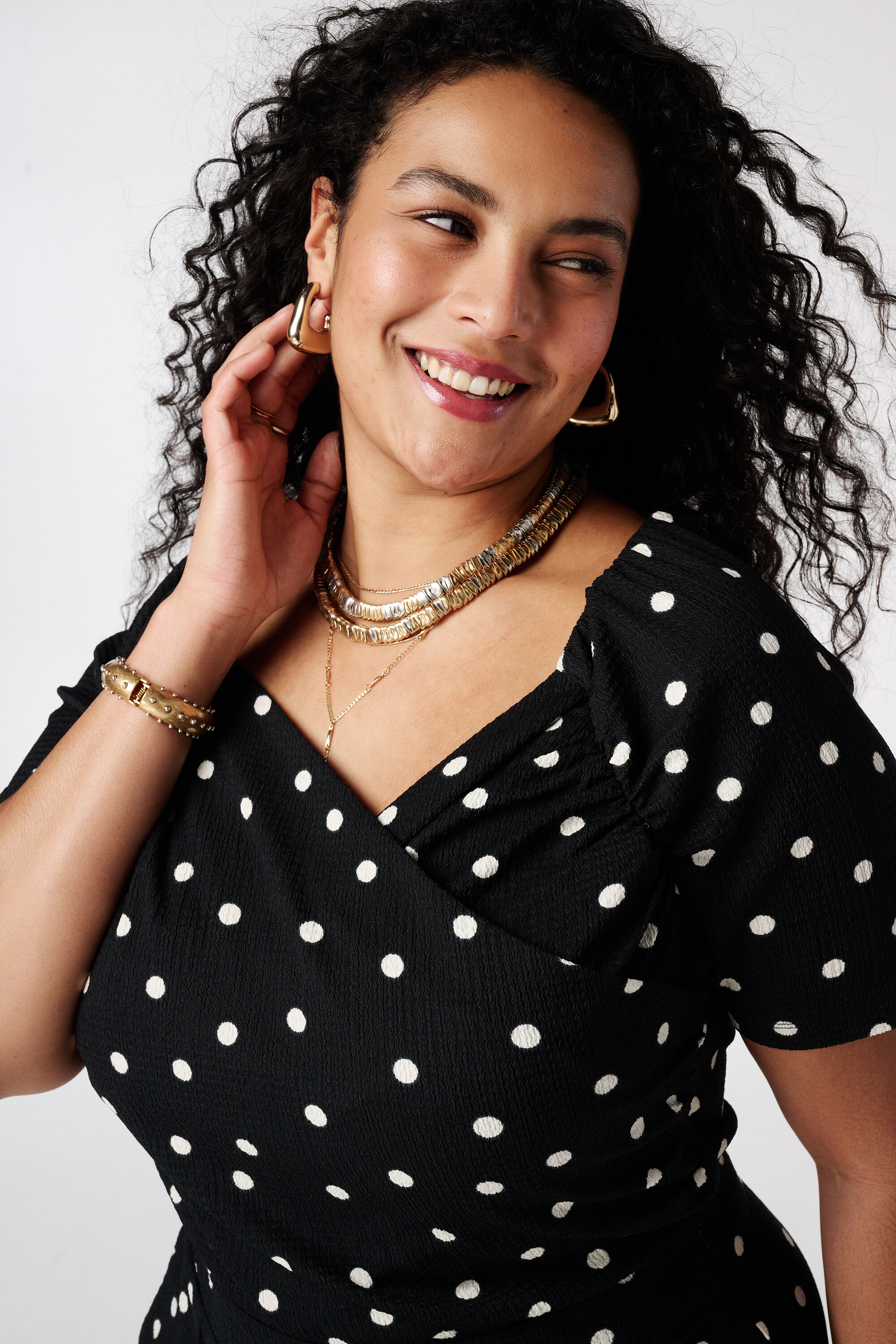 Schulterfreier Jumpsuit image number 4