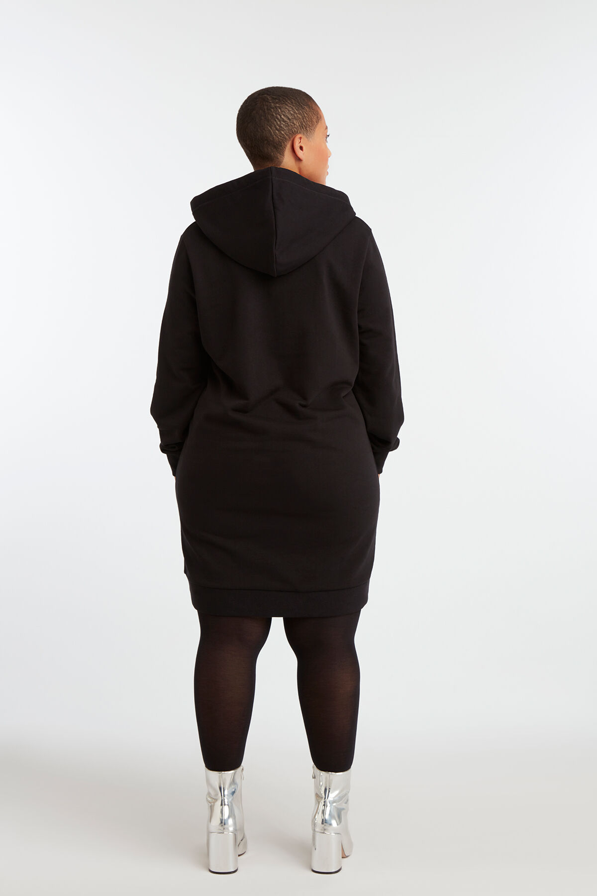 Sweater-Kleid image number 6