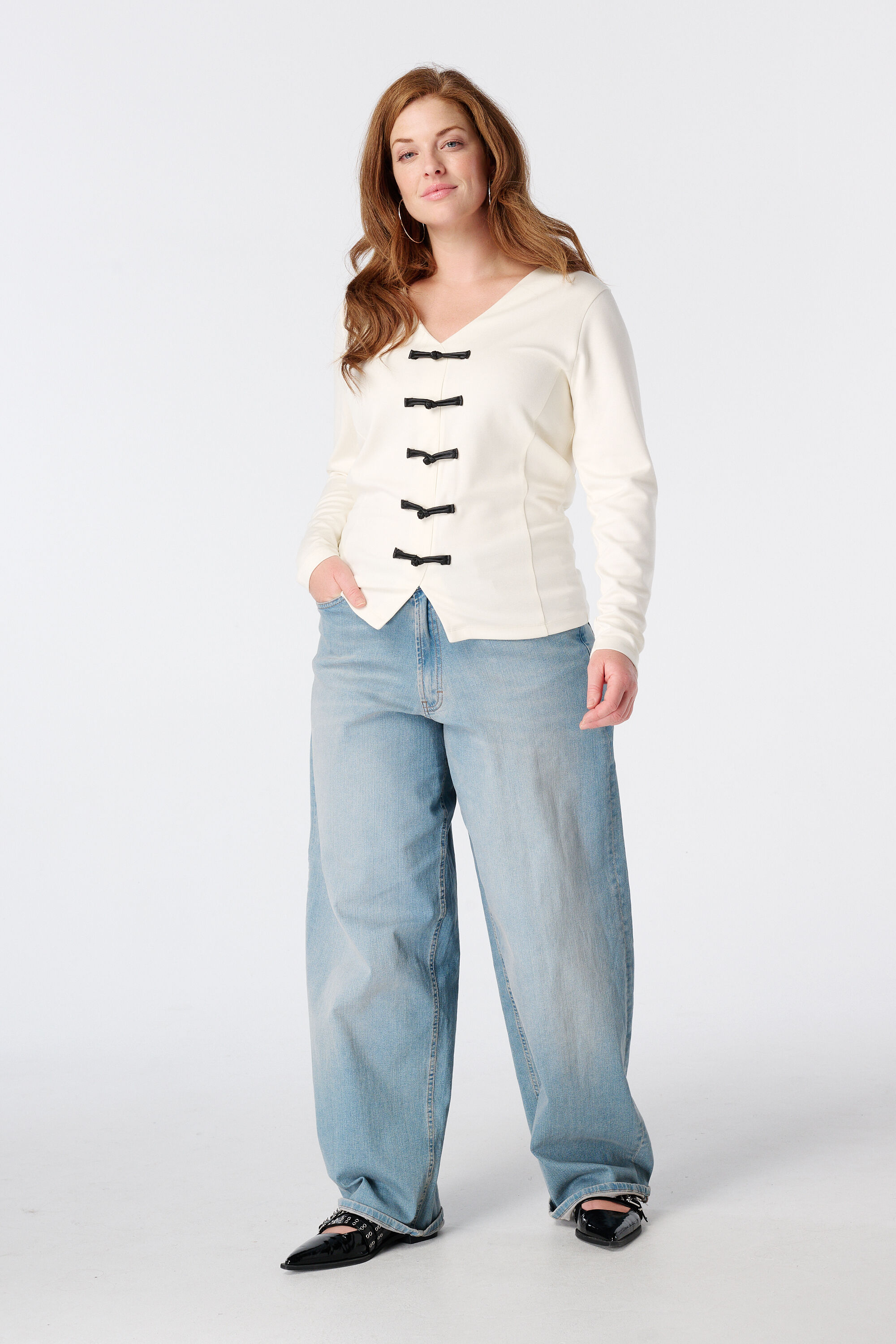 Top mit elegantem Verschluss image number 5