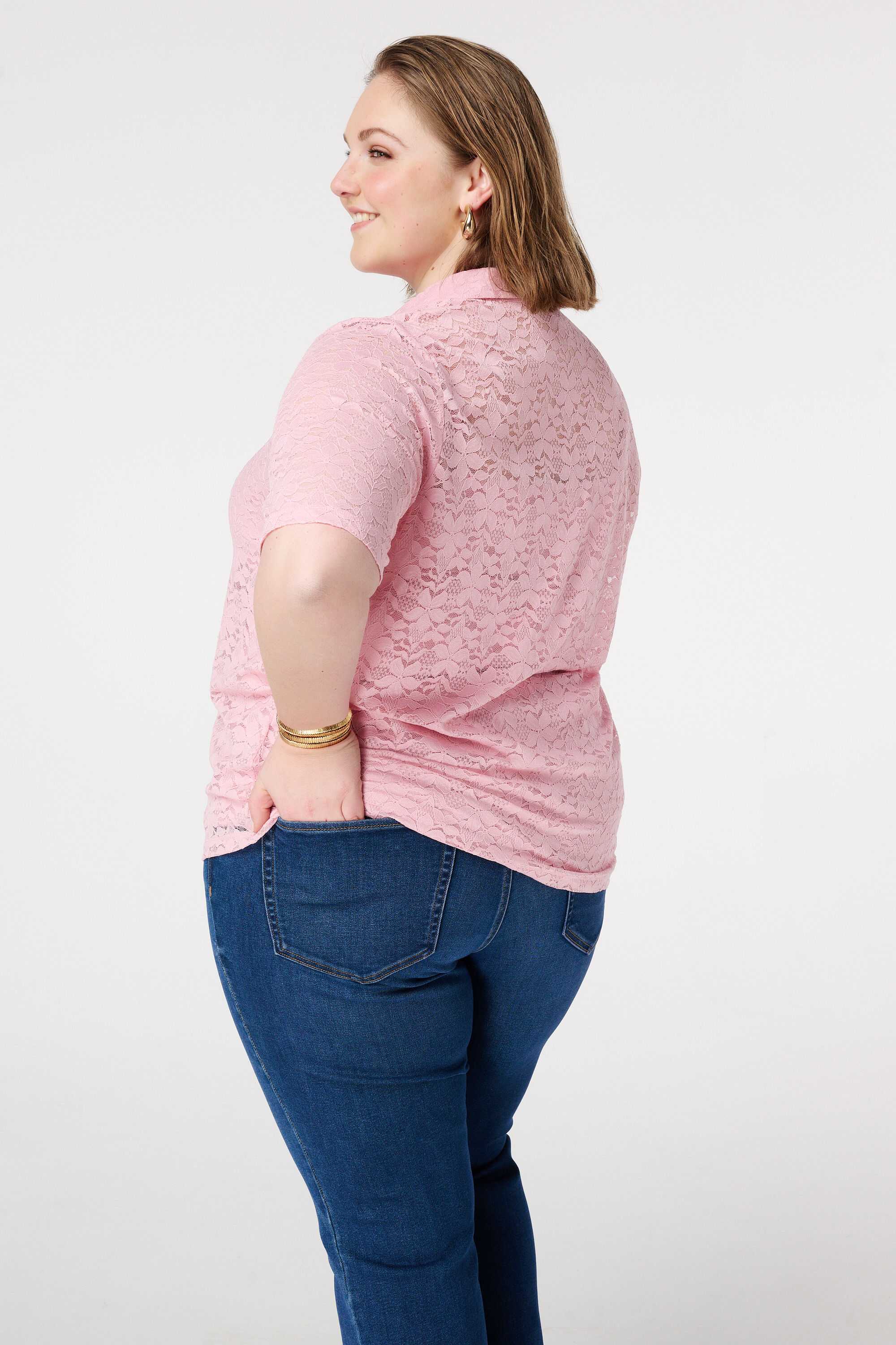 Spitzenoberteil mit kurzen &Auml;rmeln image number 3