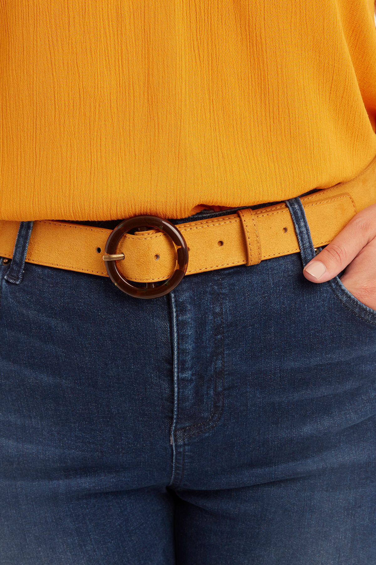 G&uuml;rtel aus Kunst-Veloursleder image number 2