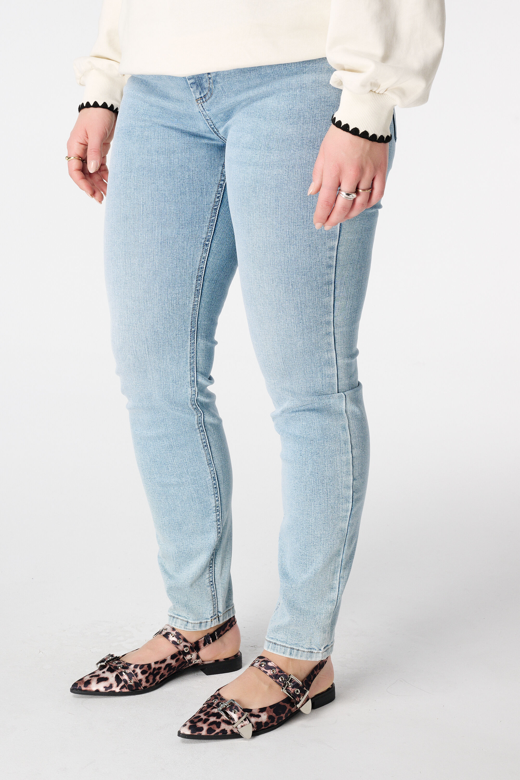 Slim-Leg-Jeans IRIS image number 5