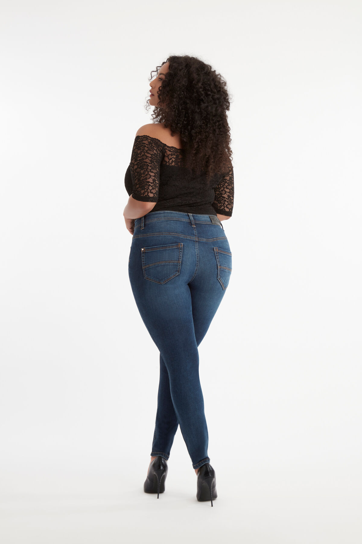 Magic Simplicity SHAPES Jeans image number 6