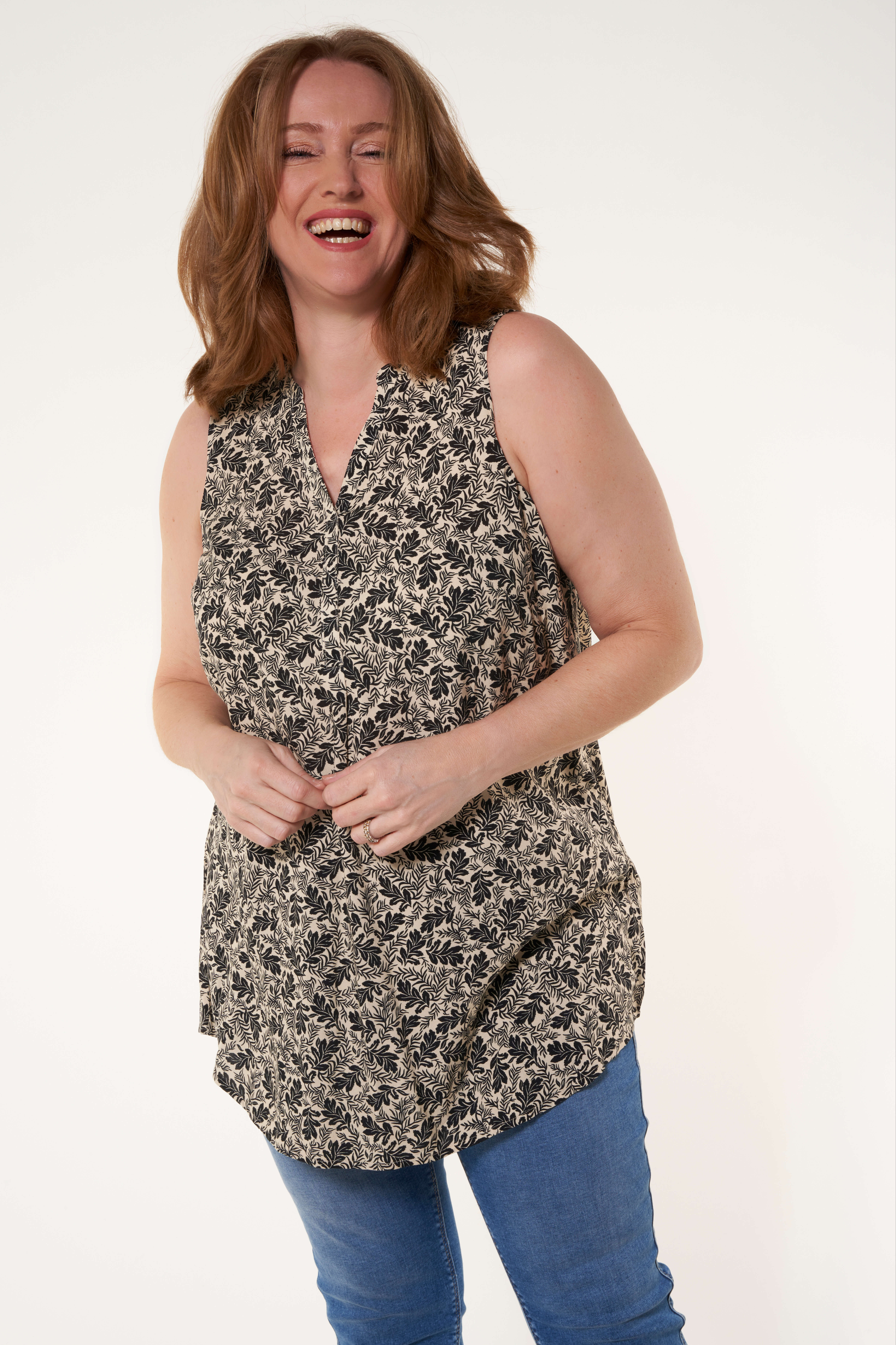 &Auml;rmellose Bluse image number 0