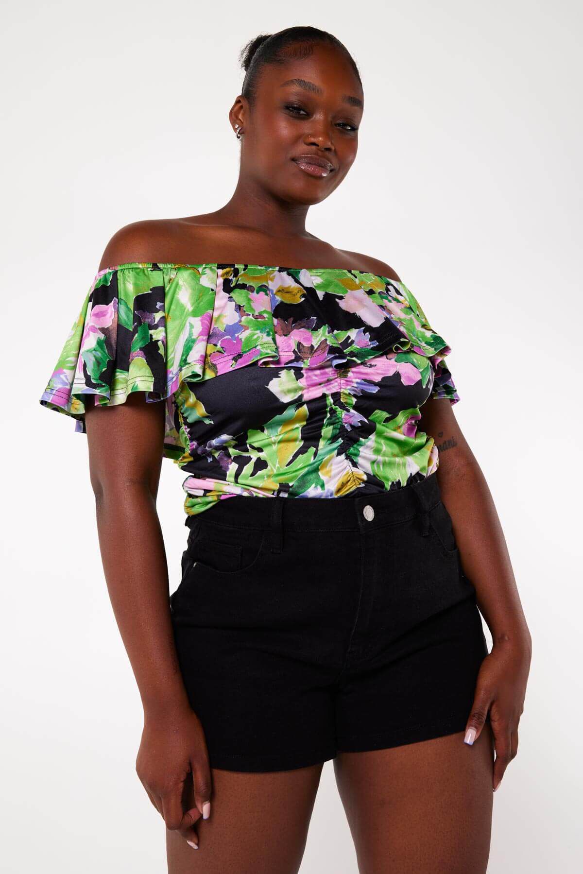Crop-Top mit Blumen-Print image number 6