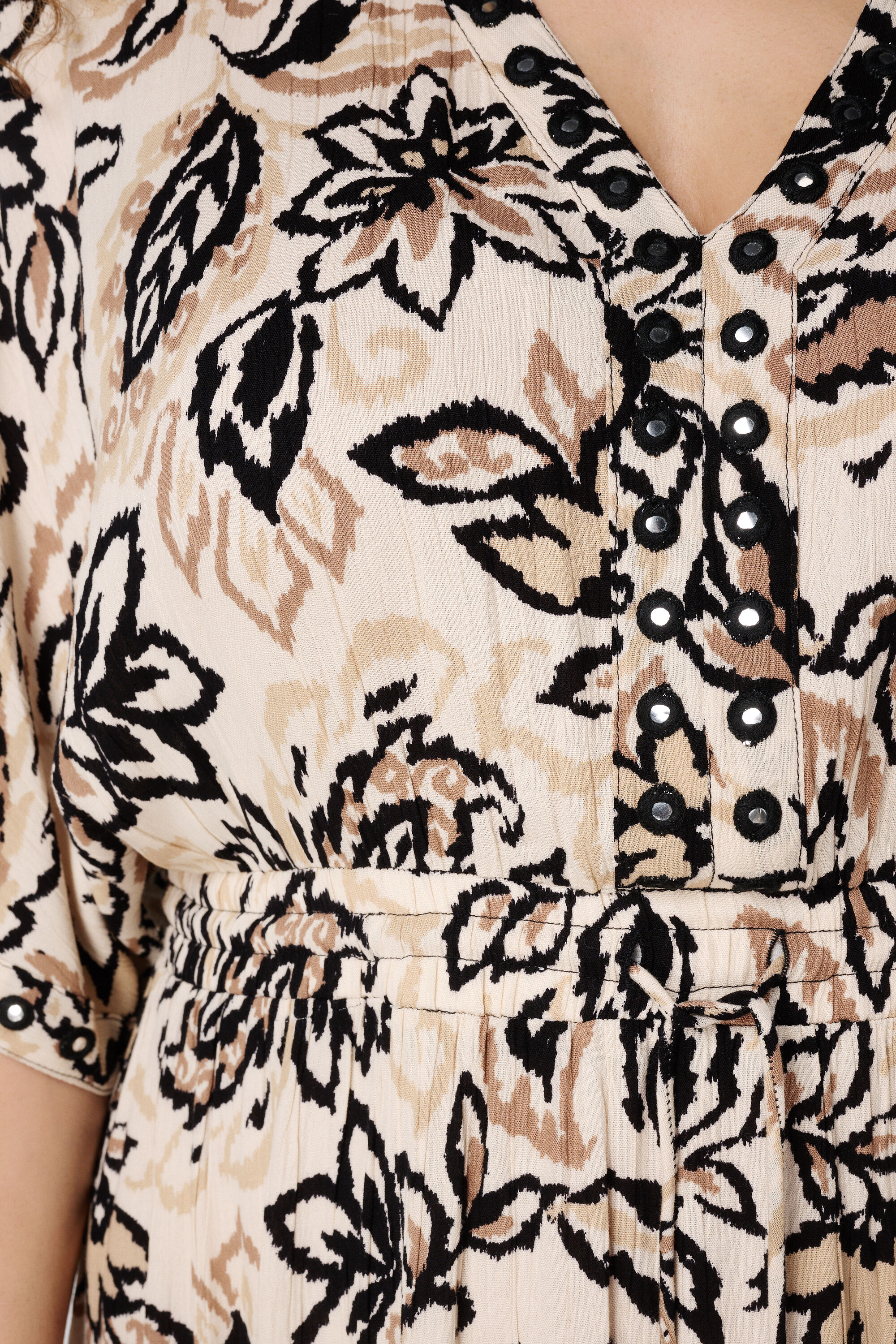 Maxikleid mit Spiegelverzierungen  image number 6